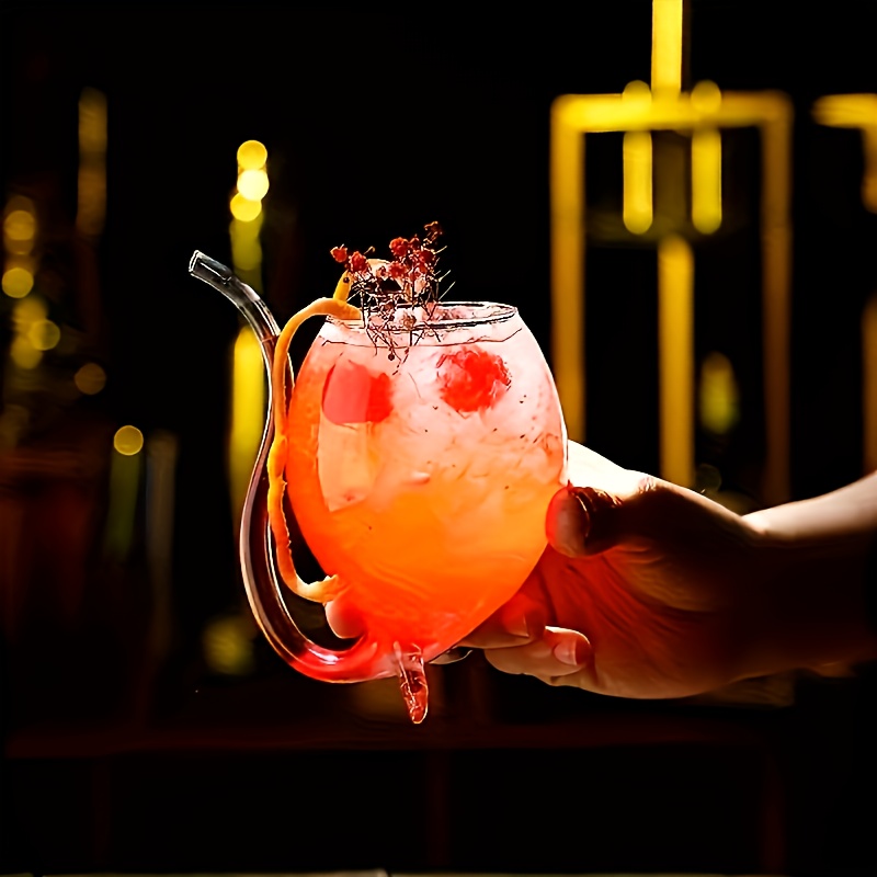 1pc Wine Glass, Creative Glass Cup, Wine Decanter Glass Mug with Built-in Straw for Juice, Ice Cream, Champagne, Party Supplies, Drinkware for Restaurants, Cafes, Bars, Cafe Accessories, Party Drinkware, Stylish Cup, Elegant Glassware, Durable Glassware, Highquality Glass, Multipurpose Glassware, Party Hosts, Home Entertainers