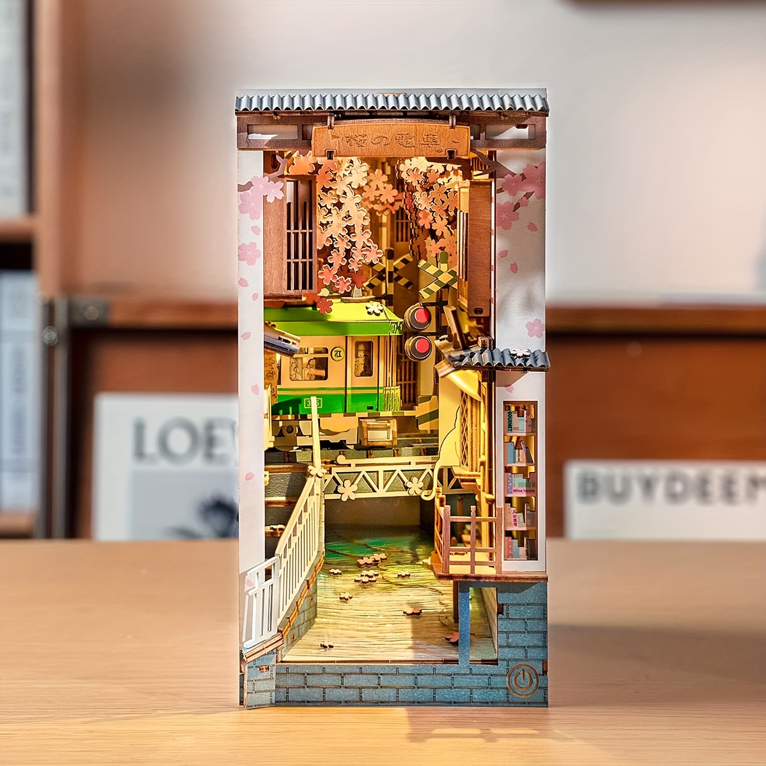 TEMU Kit de 3D en Bois Rolife DIY, Décoration Miniature Maison de Poupée, Accessoires pour Adultes et Cadeaux Créatifs (Sakura Densya)