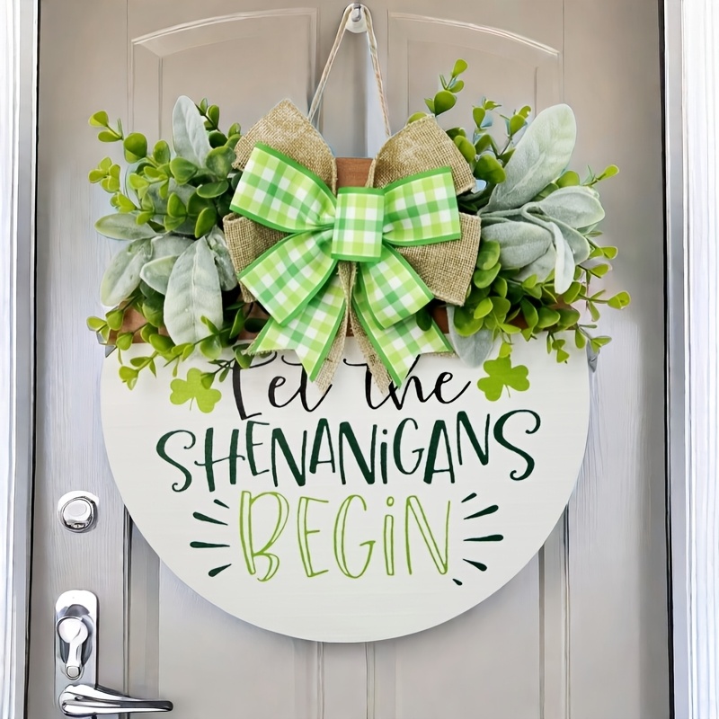 

's Day Door Wreath, Manufactured Wood, Unlit, No Feathers, Door Mount, With Greenery And Bow, For Outdoor Decor, Holiday Celebration