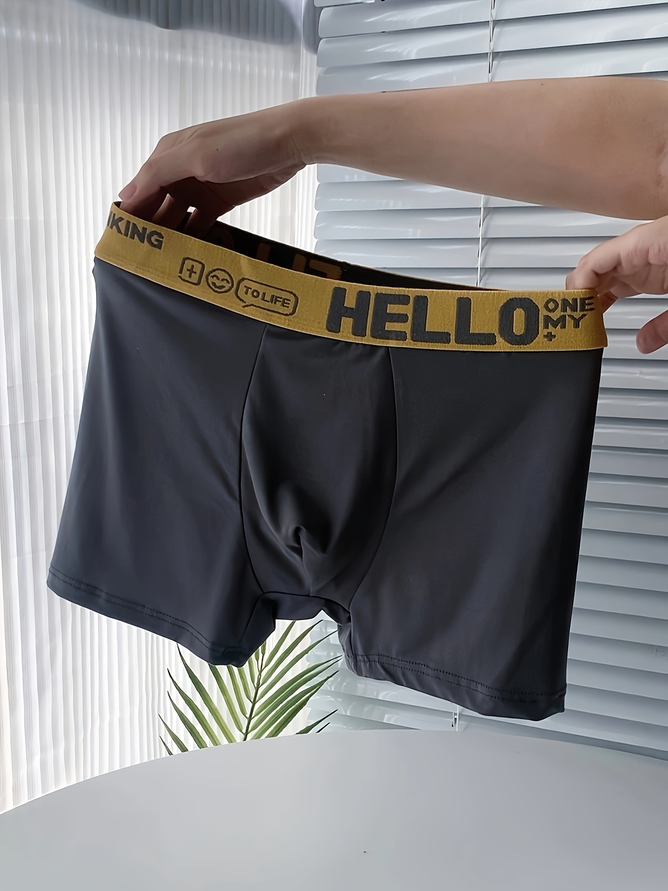 Random 1 Piece Men's Underwear HELLO Belt Four Seasons Suitable for Men's Flat Front Shorts Solid Color Casual Soft Comfortable Breathable Men's Boxer Briefs