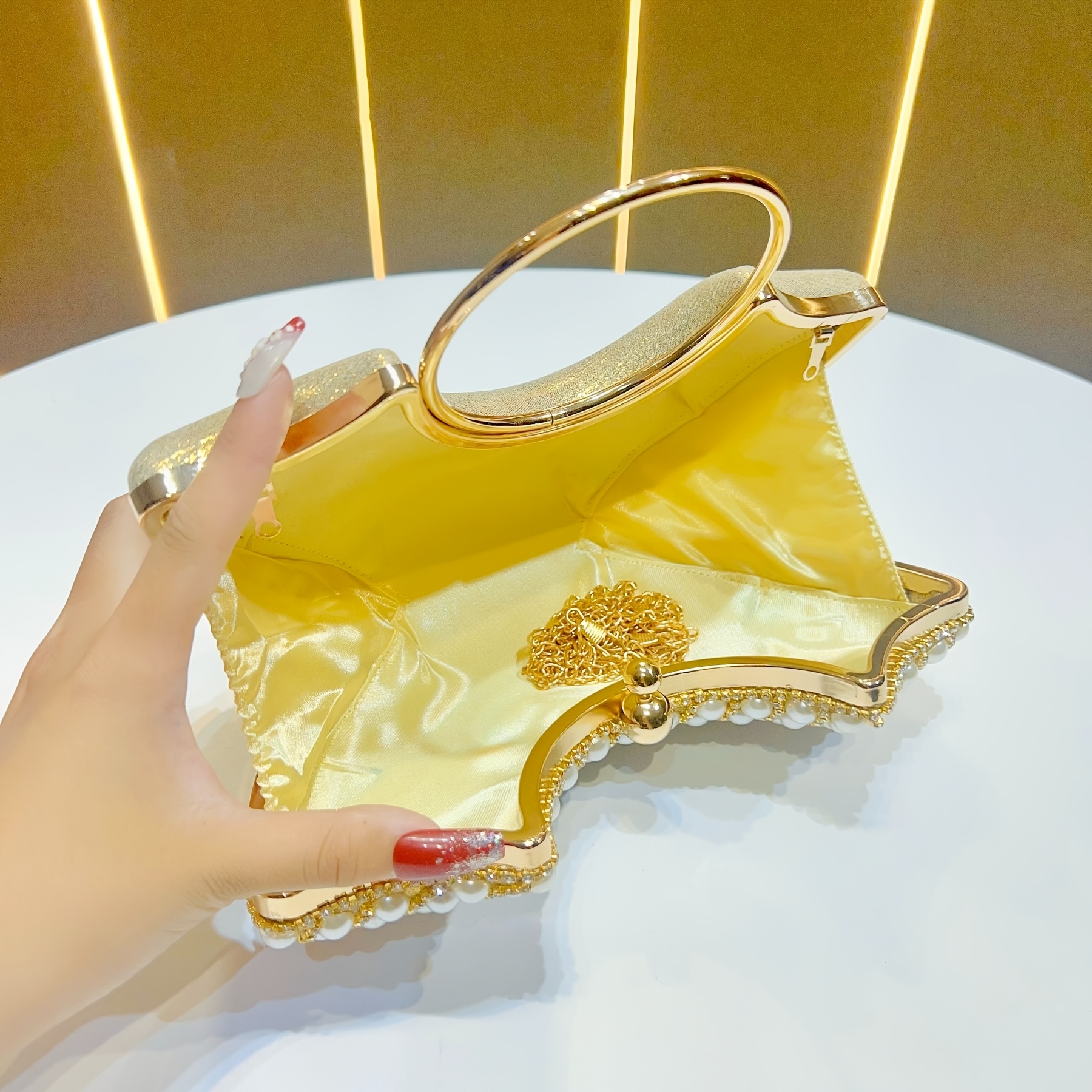 Elegant Women'S Pearl-Embellished Crossbody Bag with Detachable Shoulder Strap - Golden-Tone Metallic Strap, Beaded Detail, Versatile for Weddings, Daily Outings & Formal Events - Perfect Gift for Her, Wedding Accessory, Sophisticated Style, Pearl Embellishments