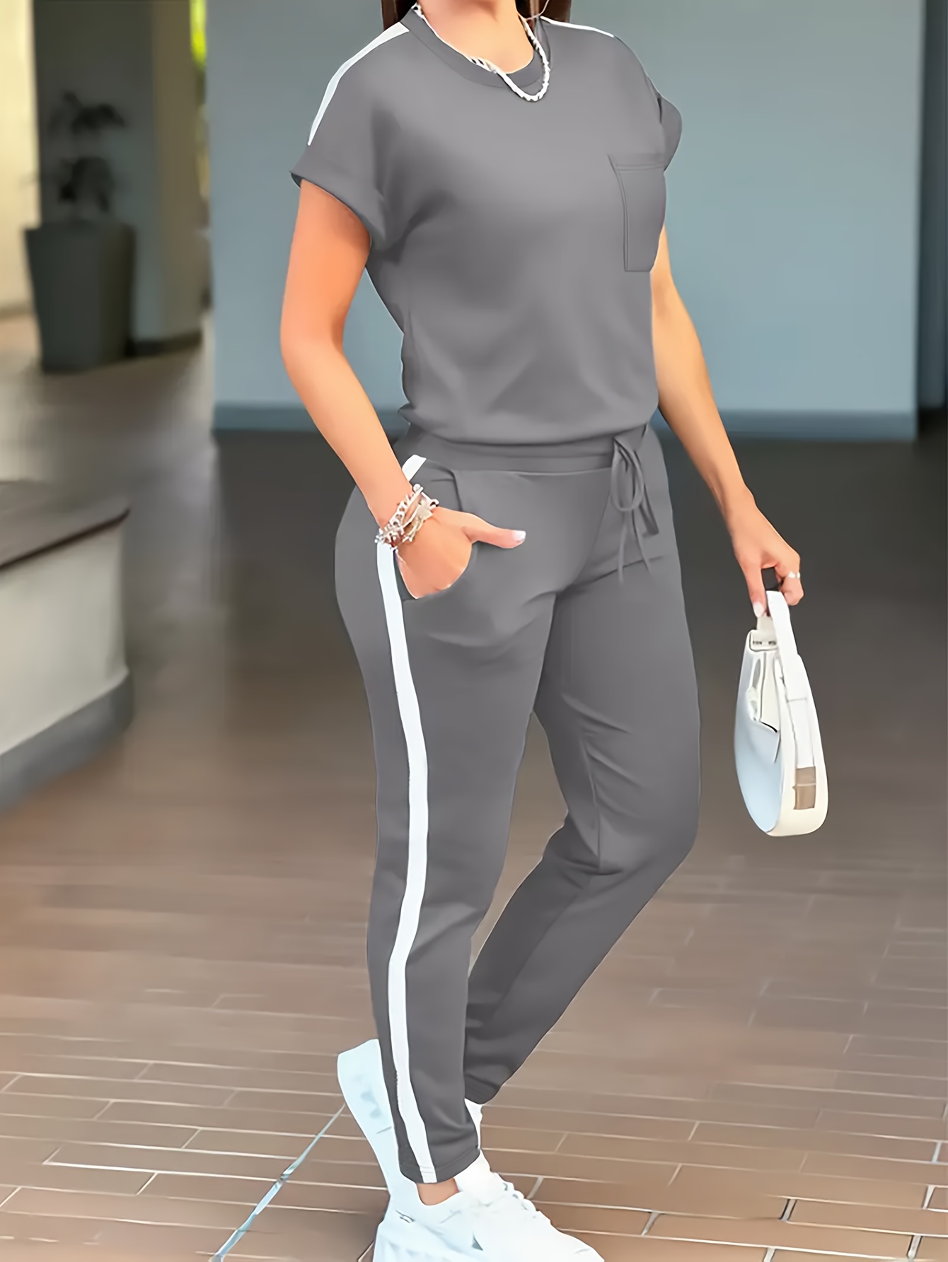 fashionable commuting short sleeve and long pants casual outfit Product details 1