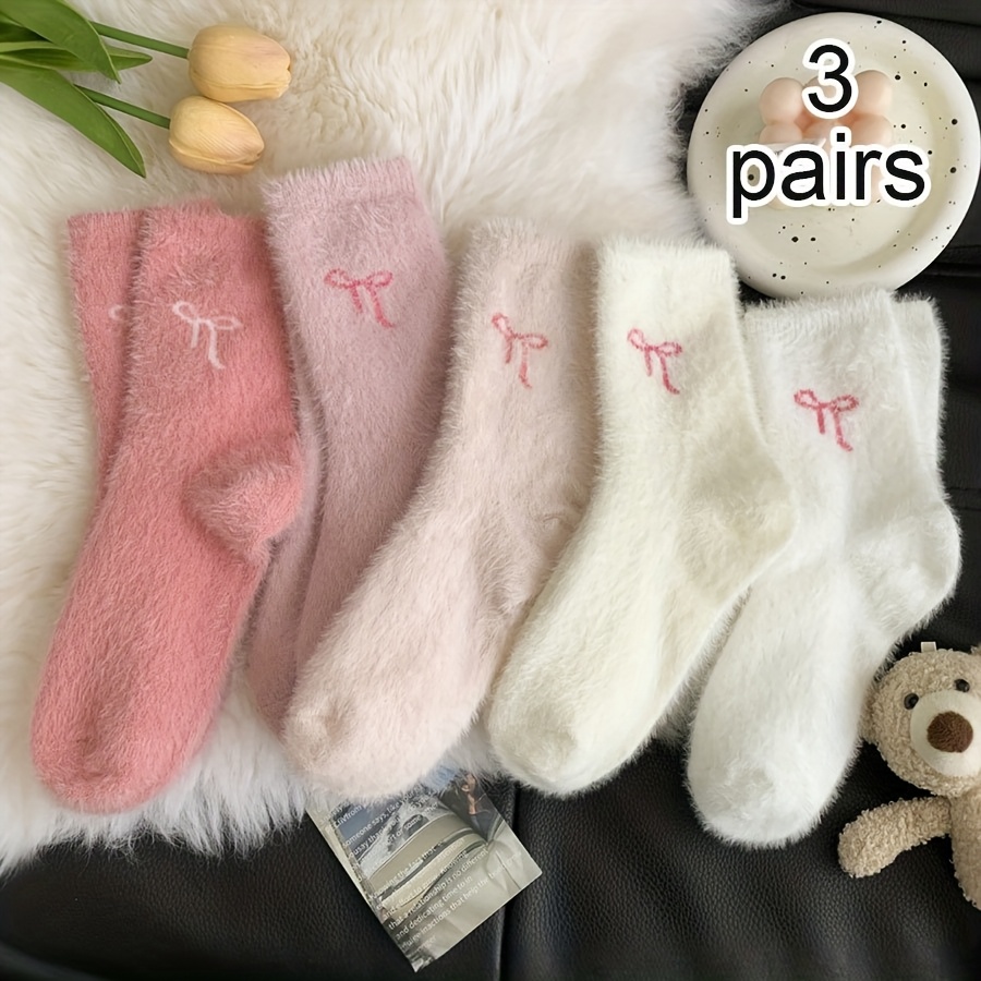 Image of 3 Pairs (random Shipment) Cute , Love Pattern Warm Calf Socks Comfortable And Fun, Suitable For Daily Wear