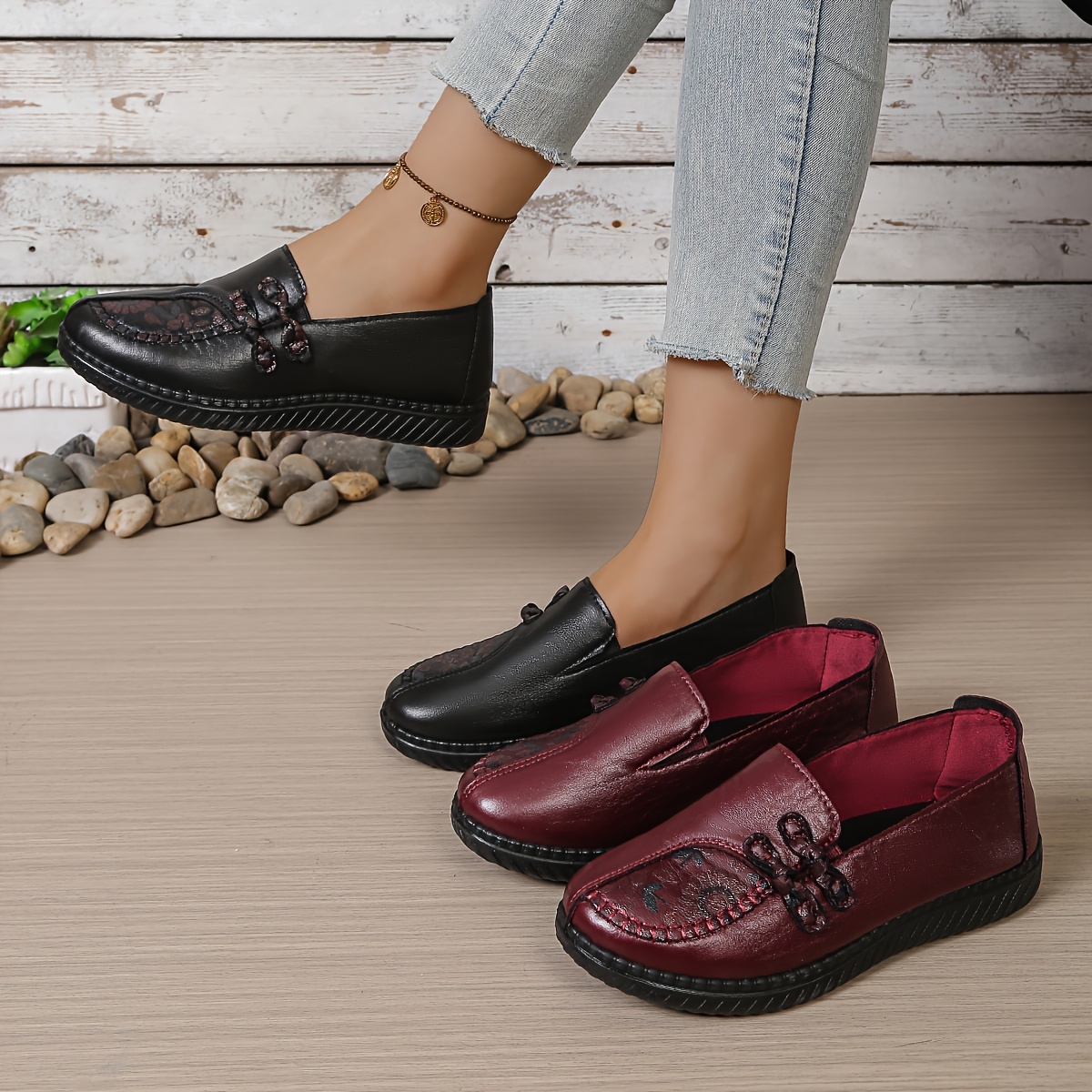 Old Beijing Cloth Shoes for Women, Soft Sole Comfortable Middle-Aged and Elderly Mom Shoes, Slip-On Casual Flat Shoes, Grandma Shoes, Women Shoes, Sneakers