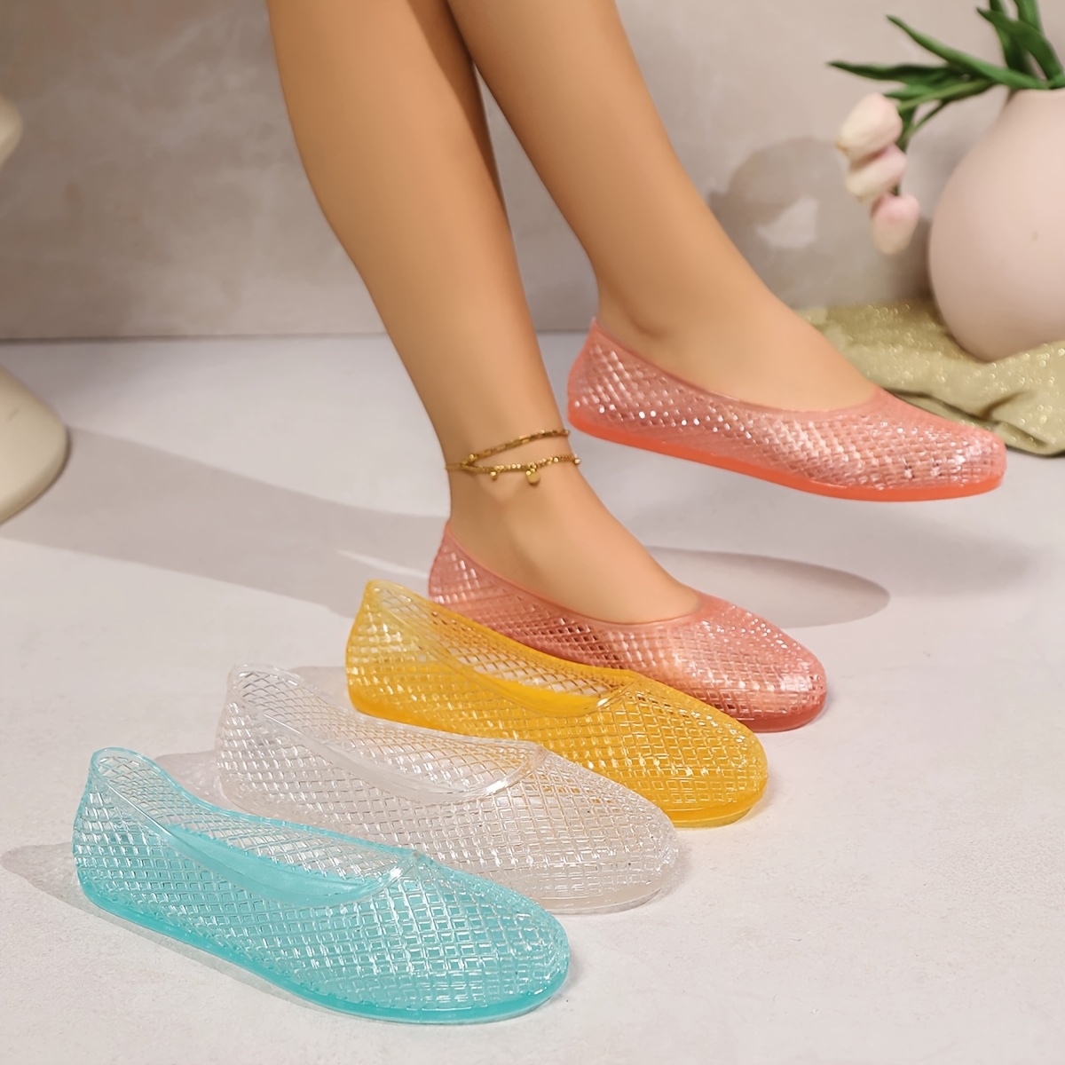 jelly shoes sold on Temu Japan