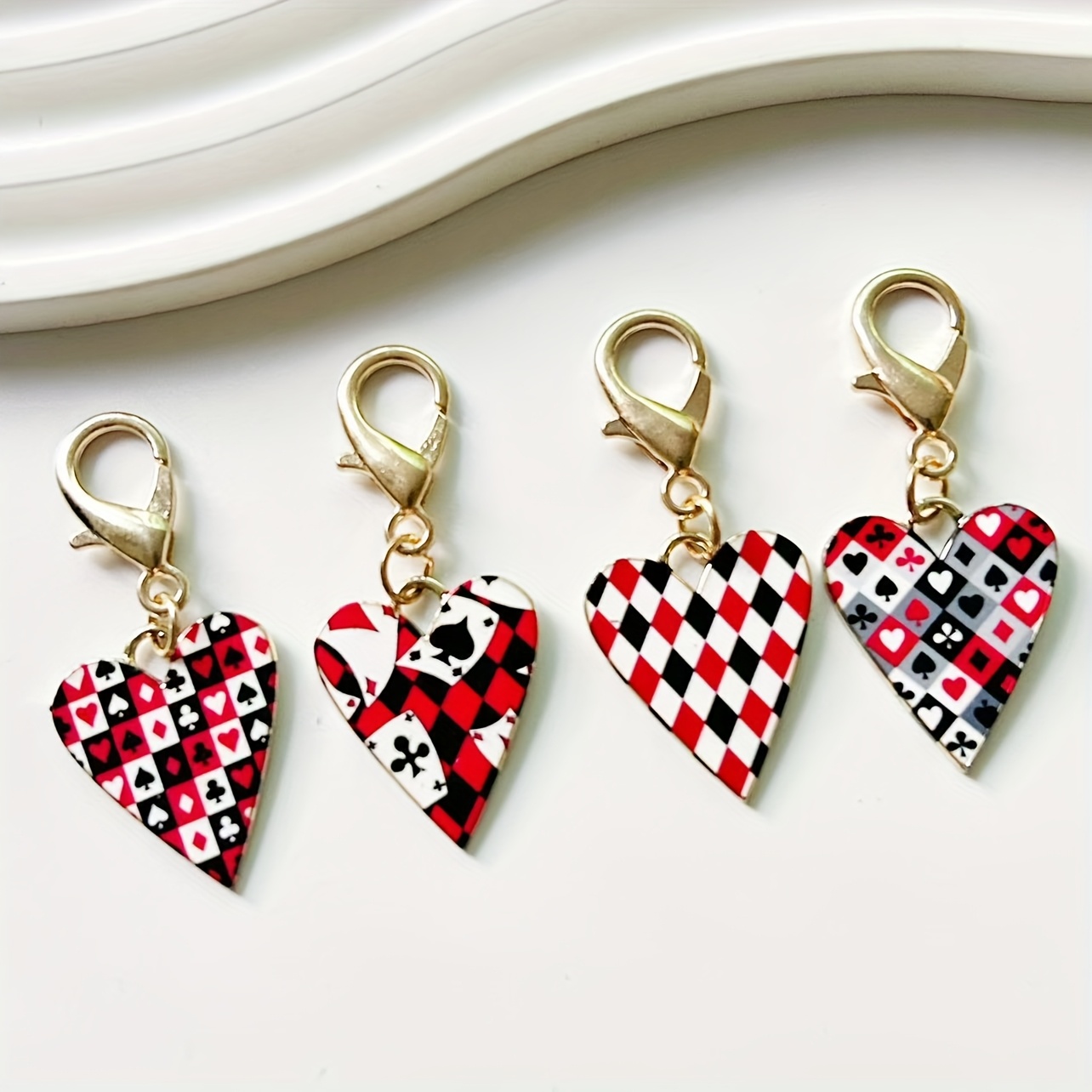 TEMU 4pcs/set New Personalized Alloy Pendant Oil Poker Heart Keychain Pendant Men And Women Bag Additions