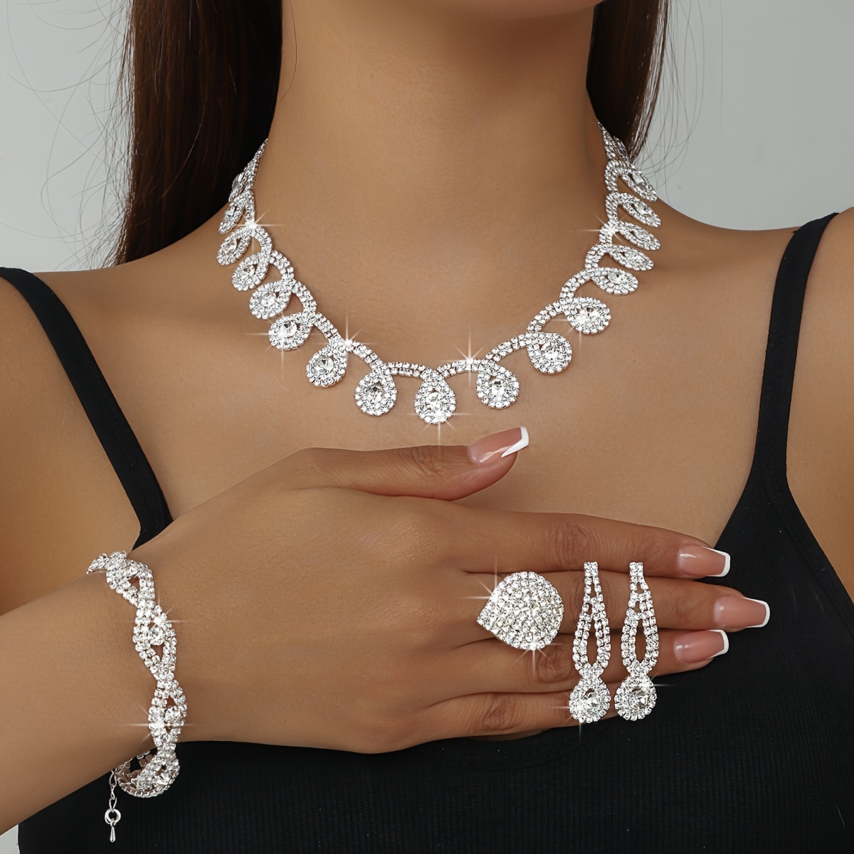 Image of Bridal Jewelry Set: Fashionable High-end Trendy Sparkling Rhinestone Teardrop Necklace, Bracelet, Ring, And Earrings 4pcs Set