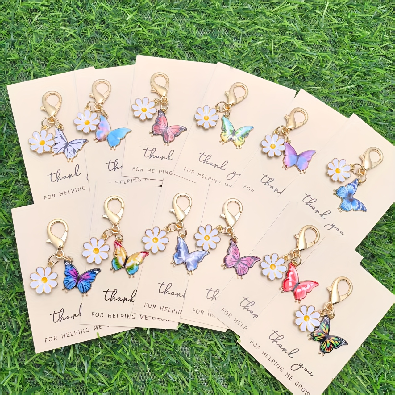 TEMU 12pcs Hug Cards, Thank You, Mini White Daisy Keychain, Bag Pendant Accessory, Ideal Charm Gift, Inspirational Greeting Card, Teacher's Day Gift,