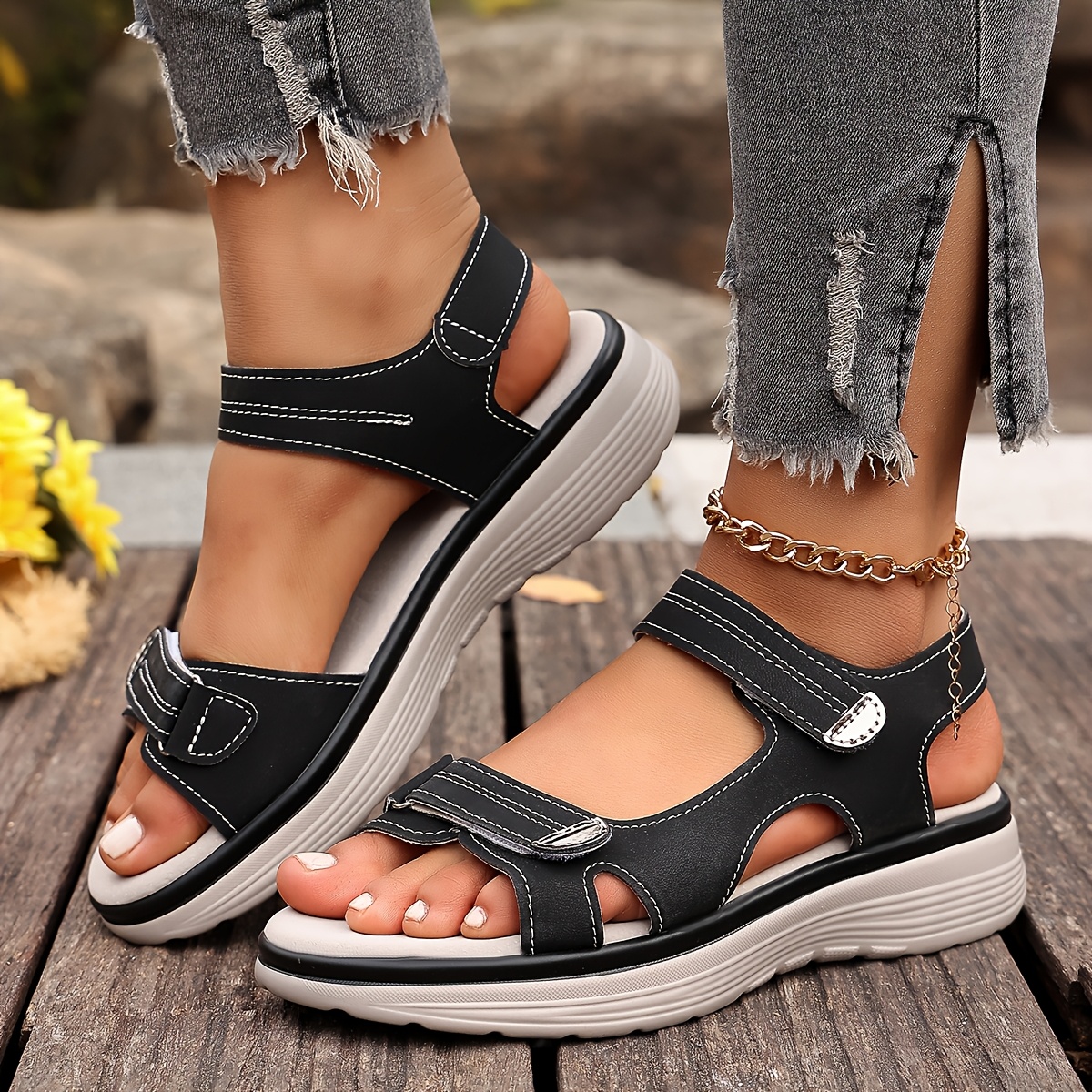 Women Retro Platform Sandals with Adjustable Ankle Strap, Thick Platform Heel, Open Toe Summer Sandals, Suitable for Casual Outdoor Activities, Beach Vacations, and Daily Wear, Women Shoes