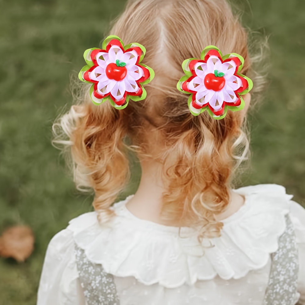 ヘアゴム　ベビーヘアクリップ　ぷっくりいちご×レースリボン１〜２ ヘアゴムベビーヘアクリップぷっくりいちご×レースリボン1〜2