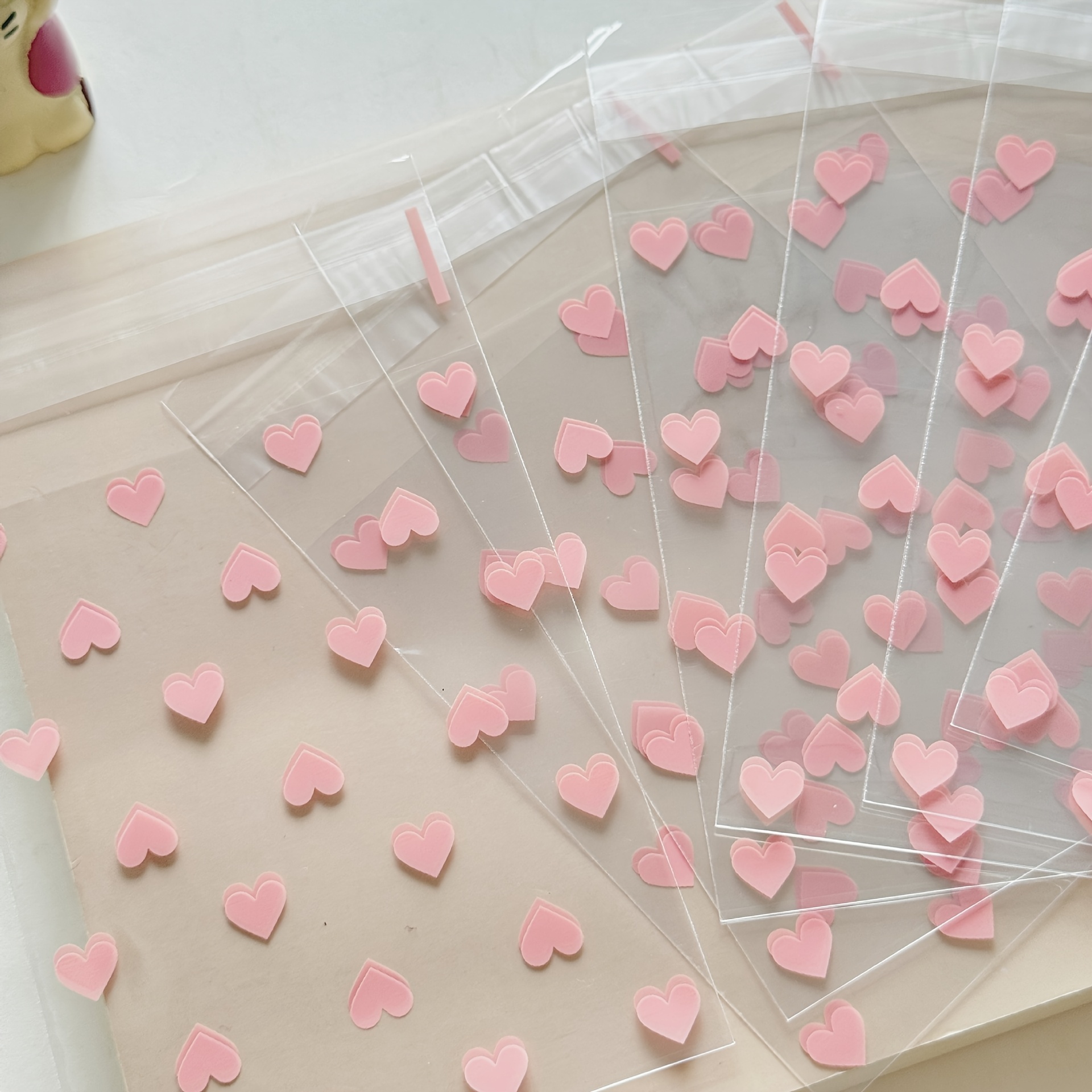 

50pcs Pink Heart-shaped Self-adhesive Plastic Bags, , Reusable, No Electricity Needed, For Party Favors, Candy, Jewelry, Greeting Cards & Small Gifts, Ideal For Birthday, Valentine's Day & Events