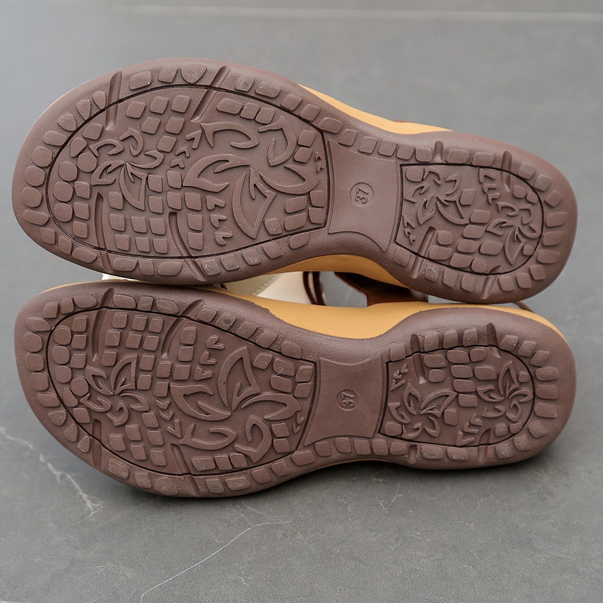 women s summer black white crisscross strap sandals soft slip resistant breathable open toe flat   with magnetic closure for outdoor activities summer sandals Product details 0