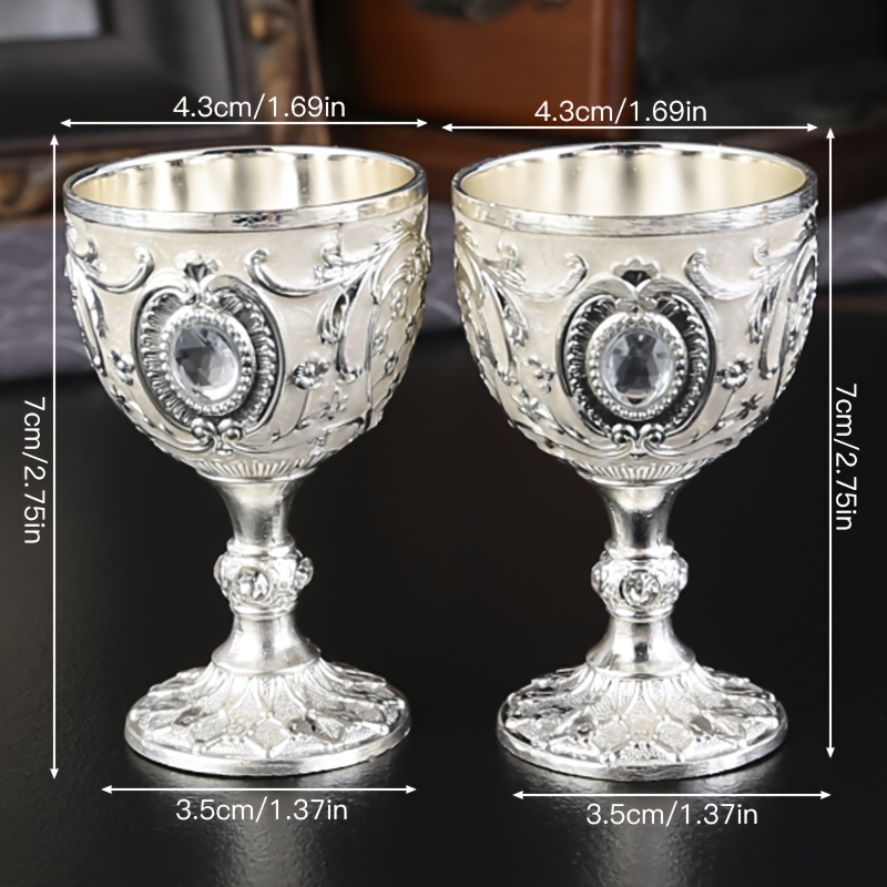 2pcs Vintage Medieval Style Imitation Renaissance Chalice Goblets, Luxurious Golden Finish with Ornate Floral Patterns, Handcrafted Metal Cups for Housewarming Gifts, Special Occasions, and Decorative Use