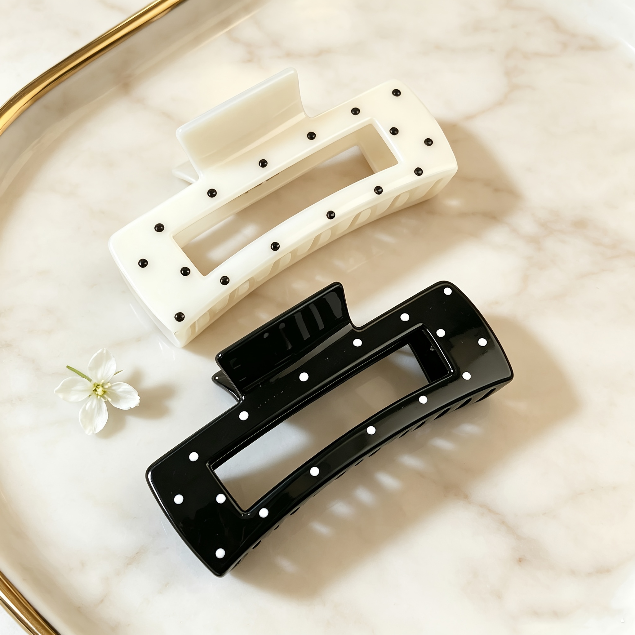 TEMU 2pcs Fashionable And Simple Polka Dot Square Women's Hair Bun Claw Clip, Suitable For Daily Wear, Vacation, And Holiday Party Headwear Gifts