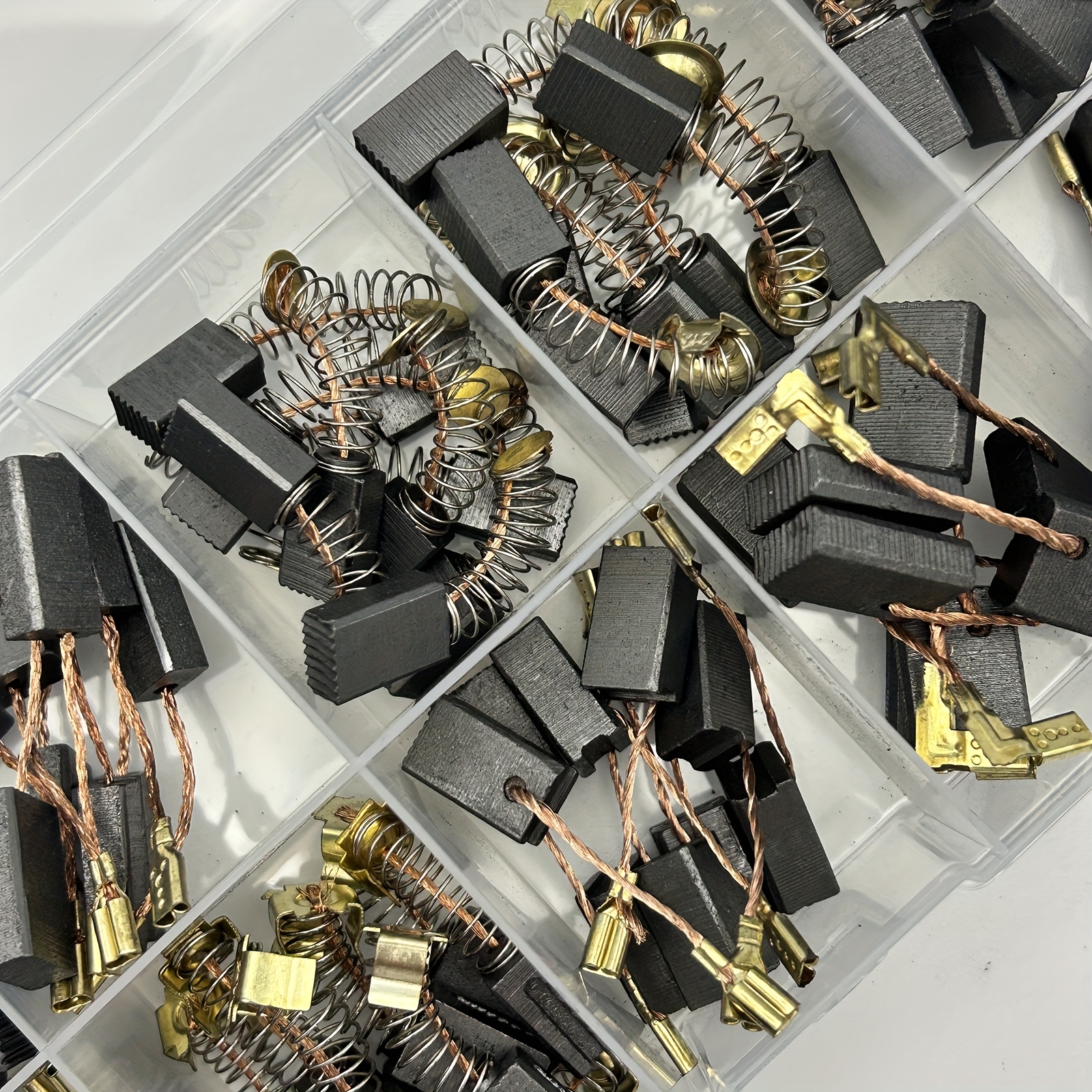 10pcs 6.3 x 11 x 32mm Universal Motor Carbon Brushes For cleaner