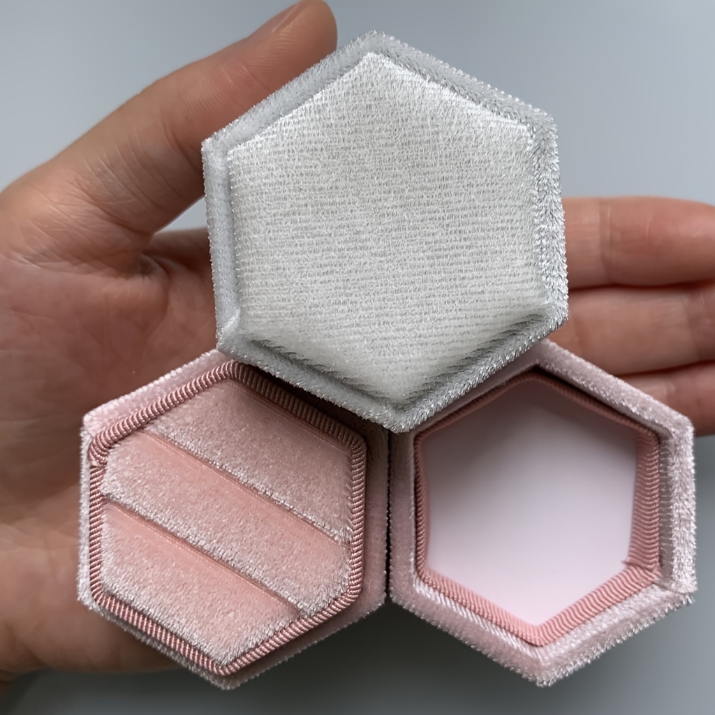 

Elegant Hexagon Velvet Ring Box - Vintage-inspired Double Ring Holder With Detachable Lid, Engagements & Weddings, Compact & Portable Design In White & Pink Shades