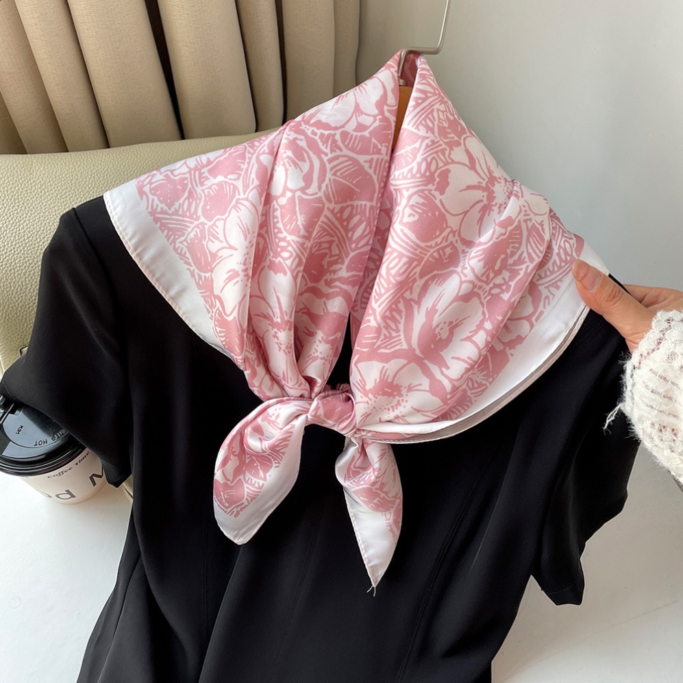 Image of Fashionable Pink Floral Patterned Scarf, Multi-functional Use, Fashion Item, Suitable For Beach Parties, Holiday Gift