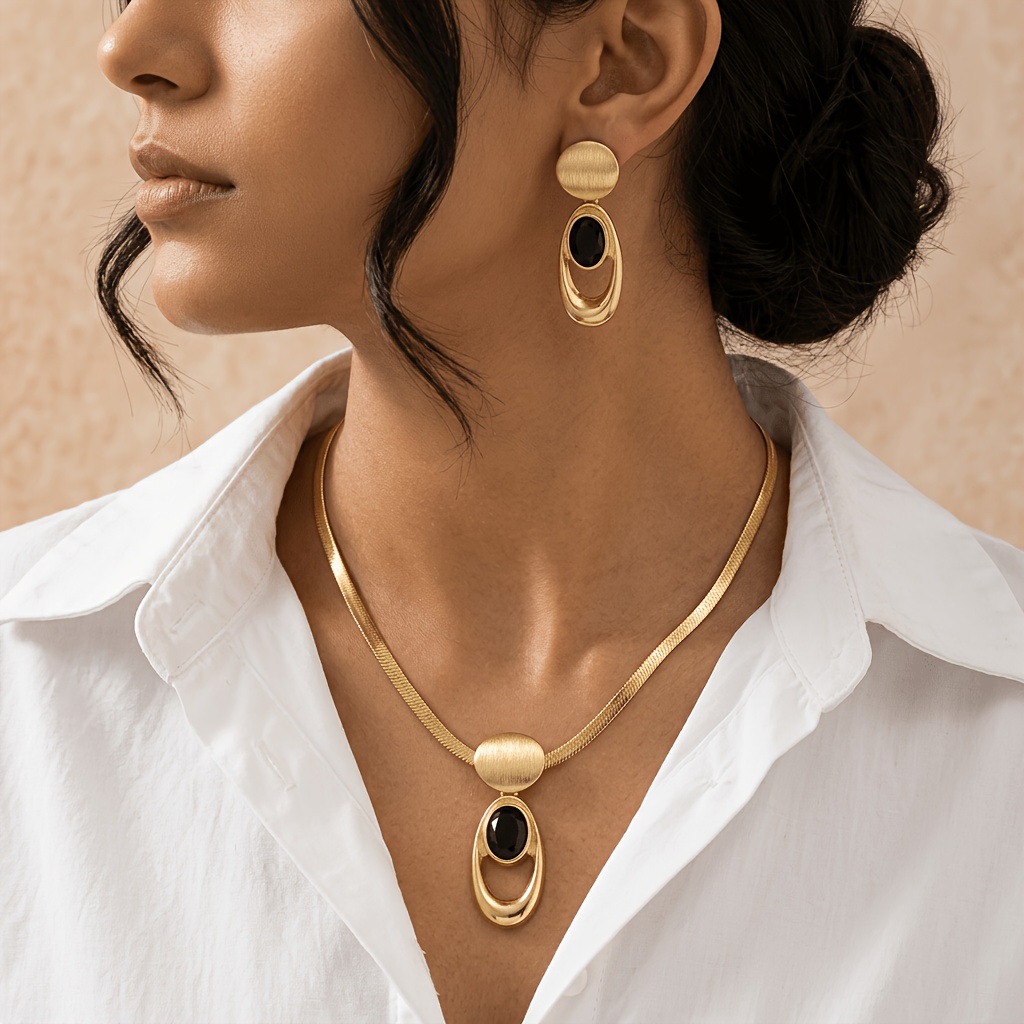 TEMU 2pcs Set Golden Brushed With Black Gemstone Geometric Jewelry Set Modern Light Luxury Minimalist Style Includes Snake Bone Chain Short Necklace