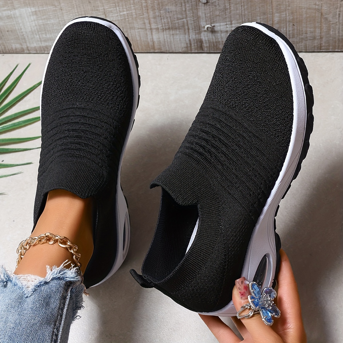 

Women's Breathable Knit Sneakers - Comfortable , Slip-on Casual Shoes With Non-slip Sole For Outdoor Activities
