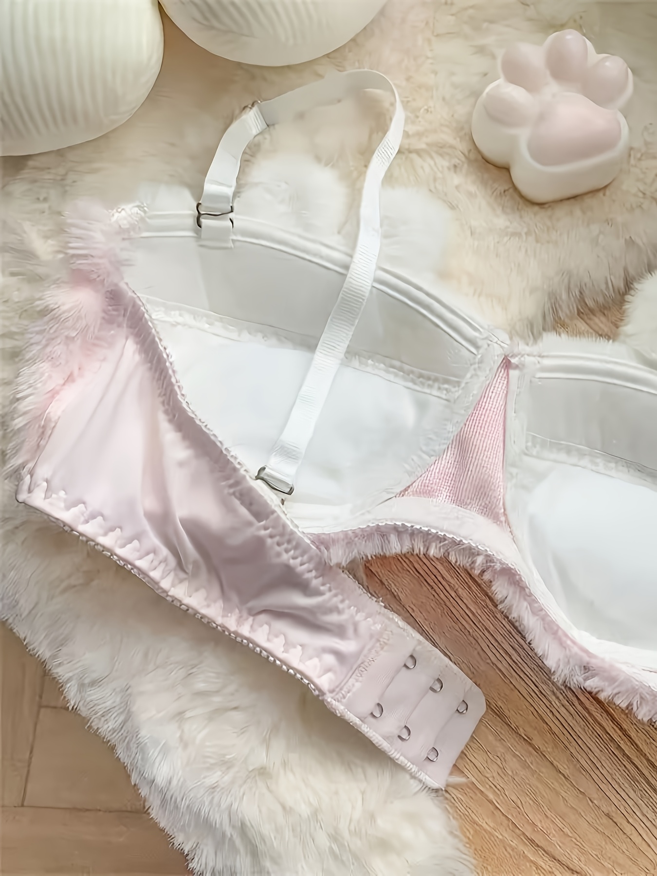 cute cartoon bunny plush lingerie set comfortable and stylish bra and panty with seamless design and chest pad Product details 3