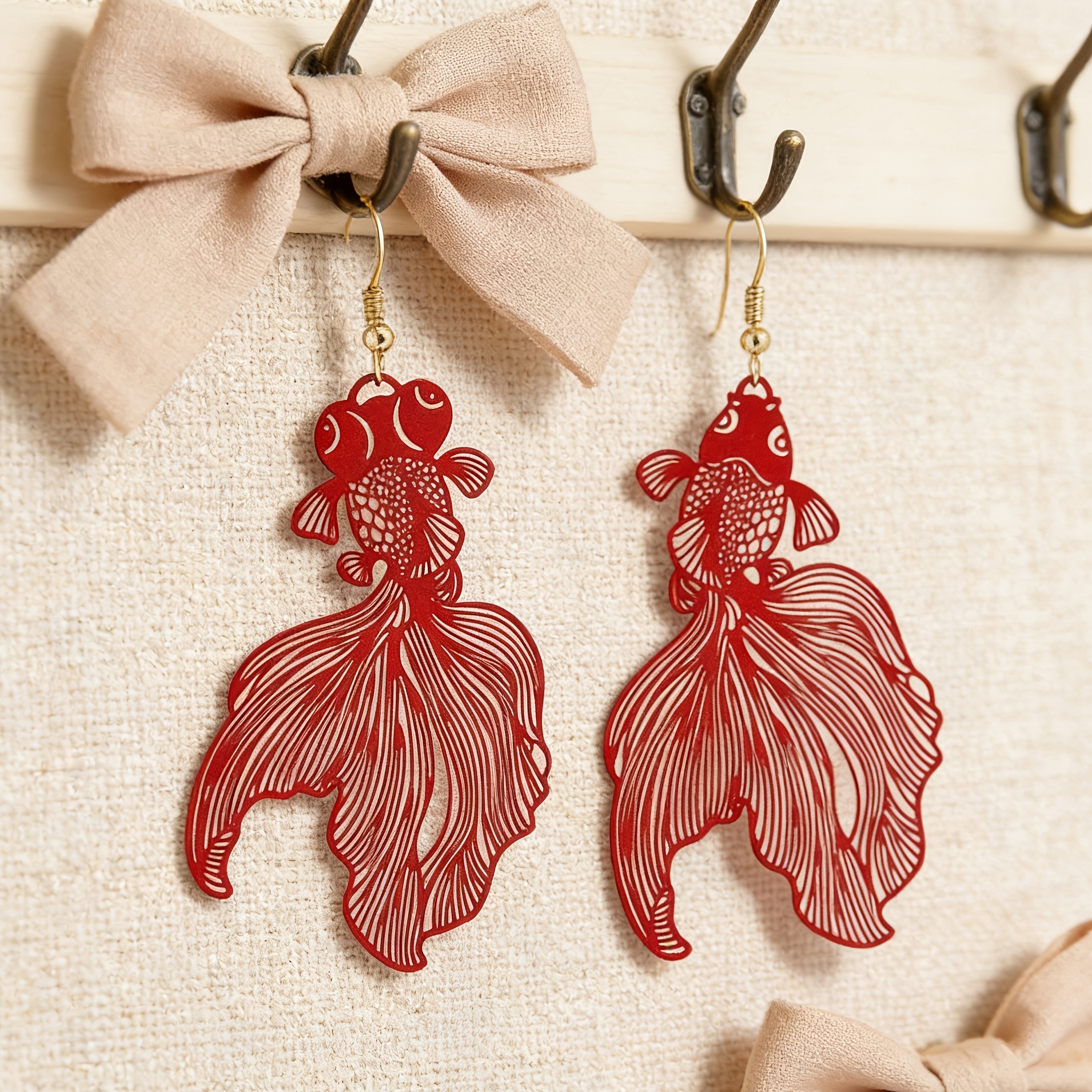 A Pair Of Elegant Chinese Hollow Koi Earrings For Women's Holiday, Birthday, Dating, Prom, Banquet, Wedding Party, Vacation, Shopping, Business, Daily Additions