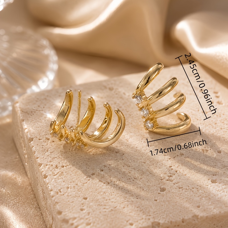 Women's Exquisite Four-Claw Inlaid Sparkling Cubic Zirconia Earrings