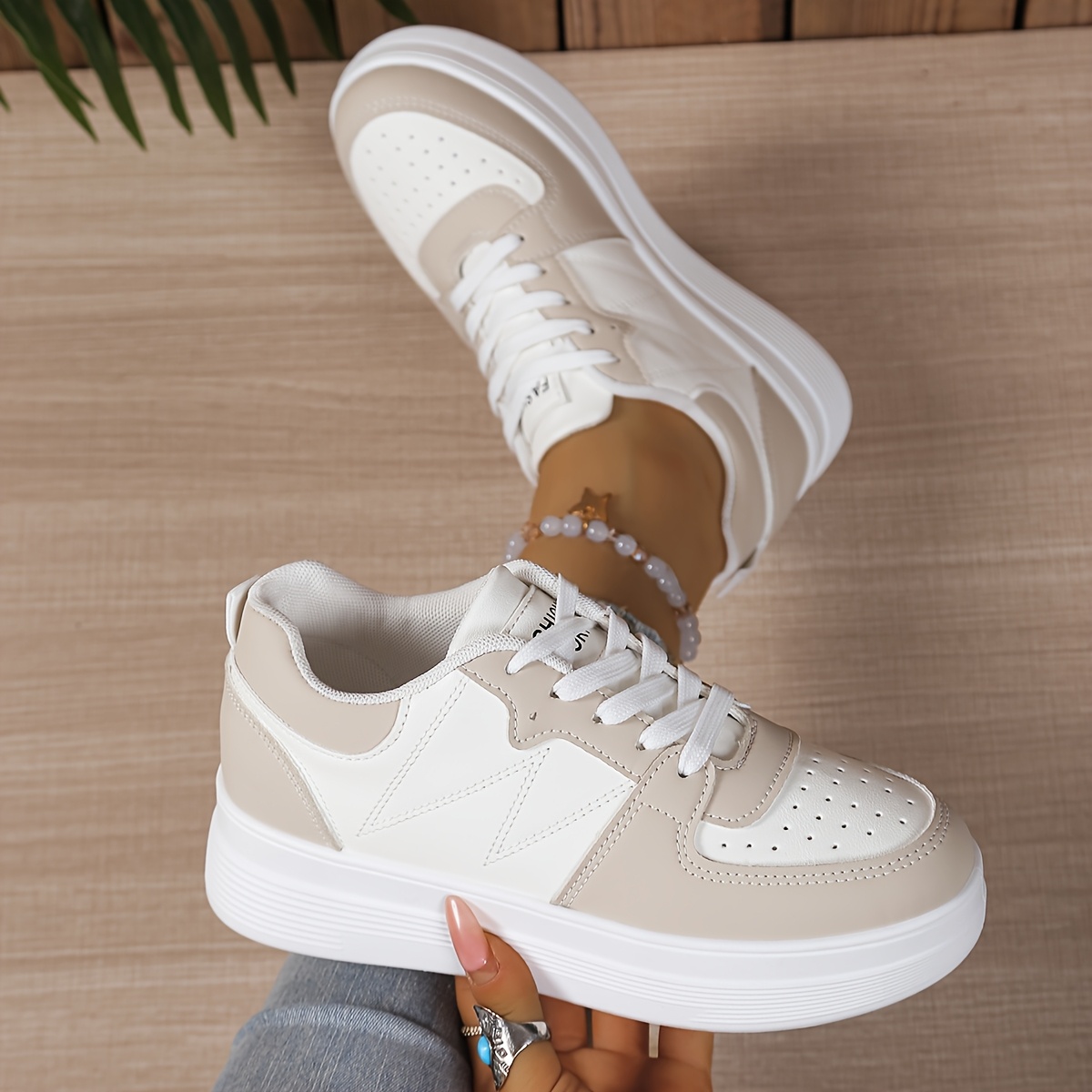 Image of Women's New Simple Comfortable Versatile Low-top Flat Shoes For Shopping And Holidays, Women Shoes, Sneakers
