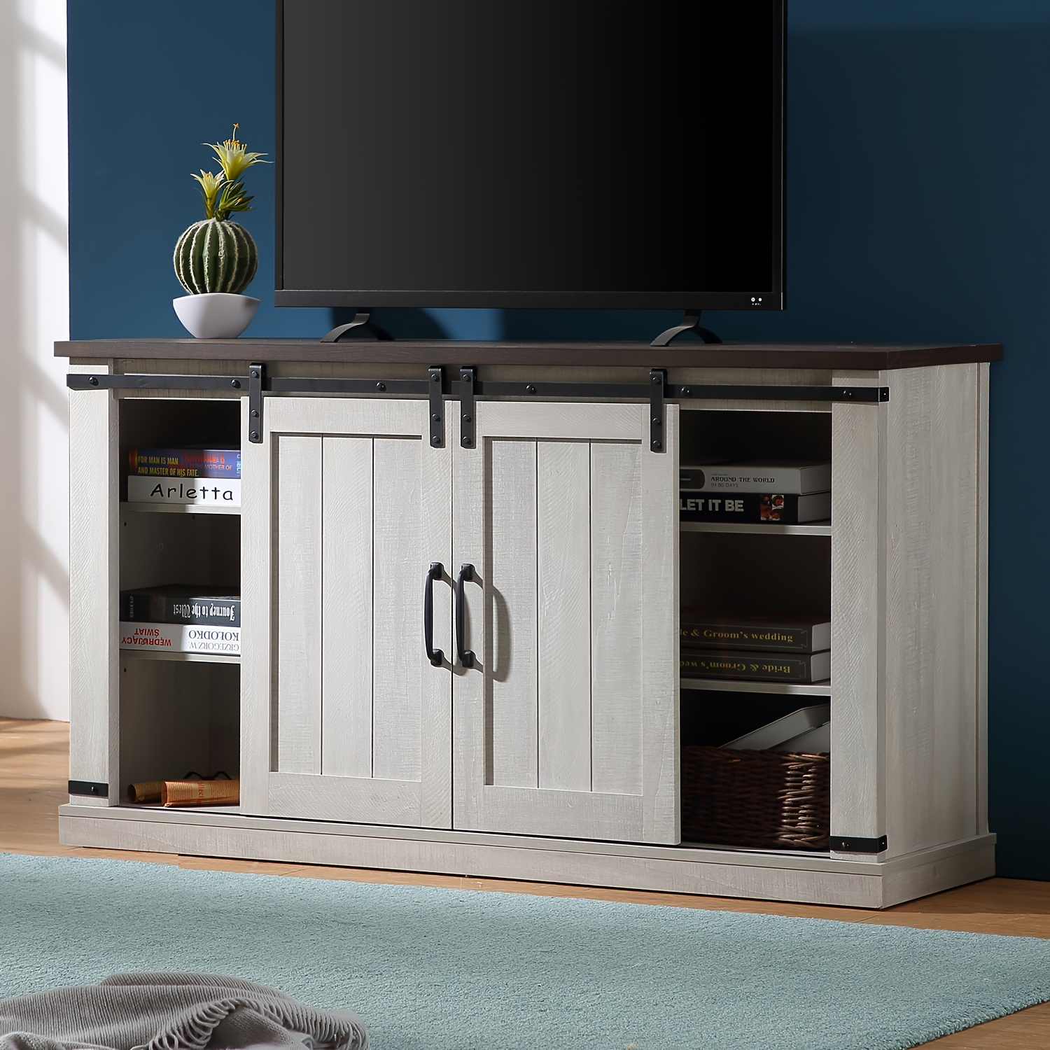 Mueble de television combinado en laca negra al alto brillo y madera de  ébano natural.