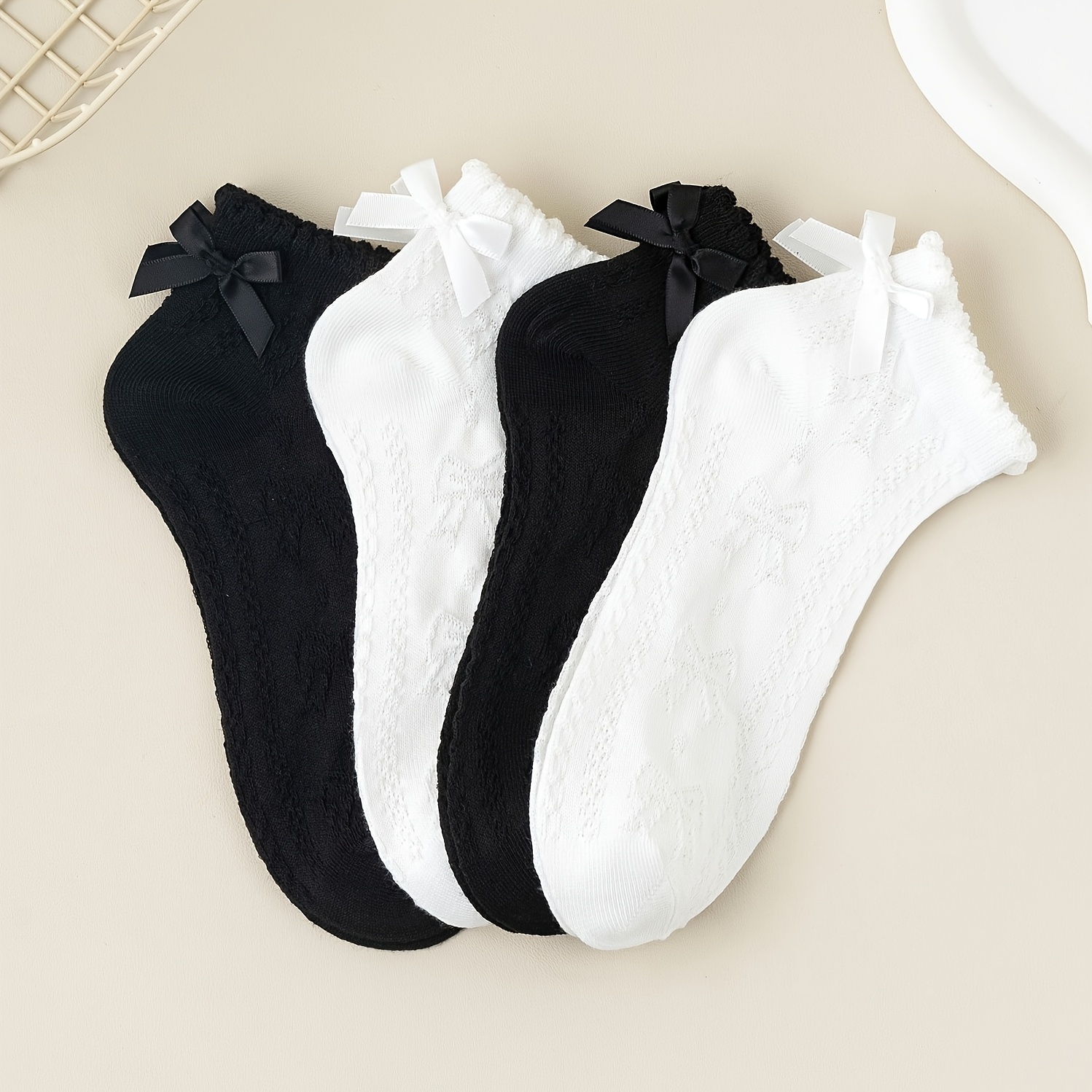 Image of 4-pack Women's Short Socks With Decorative Bow - Soft Breathable Lace Trim, Black & White Solid Color, Machine Washable For Casual & Formal Wear, Cute Socks, Everyday , Elegant Sock Design