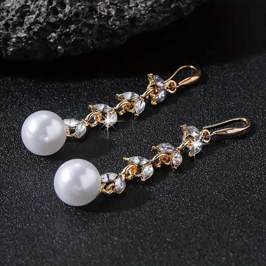 Women's Elegant Leaf & Faux Pearl Dangle Earrings