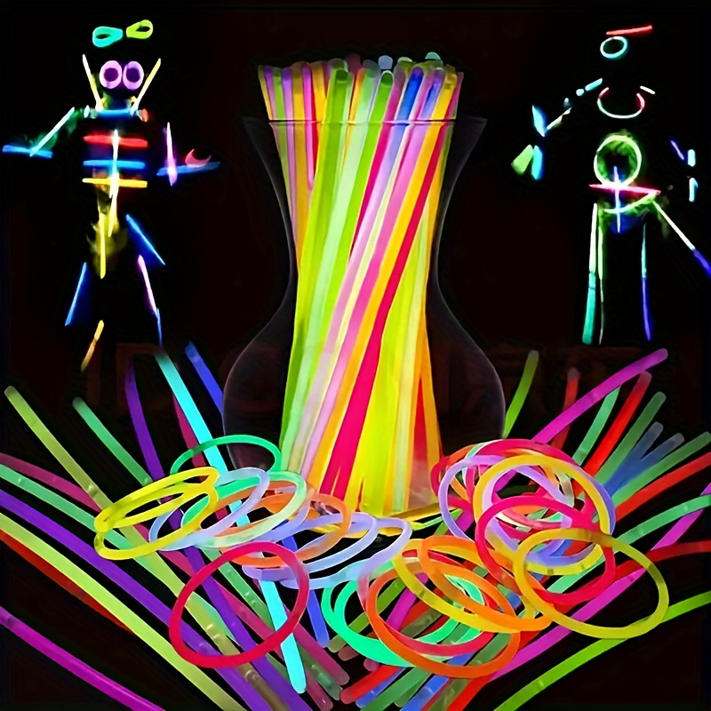 

100pcs Of Glow Sticks Made From Top-quality, Materials, In Colors For Use , Valentine's Day, Halloween, Party Gifts, And Decorations.