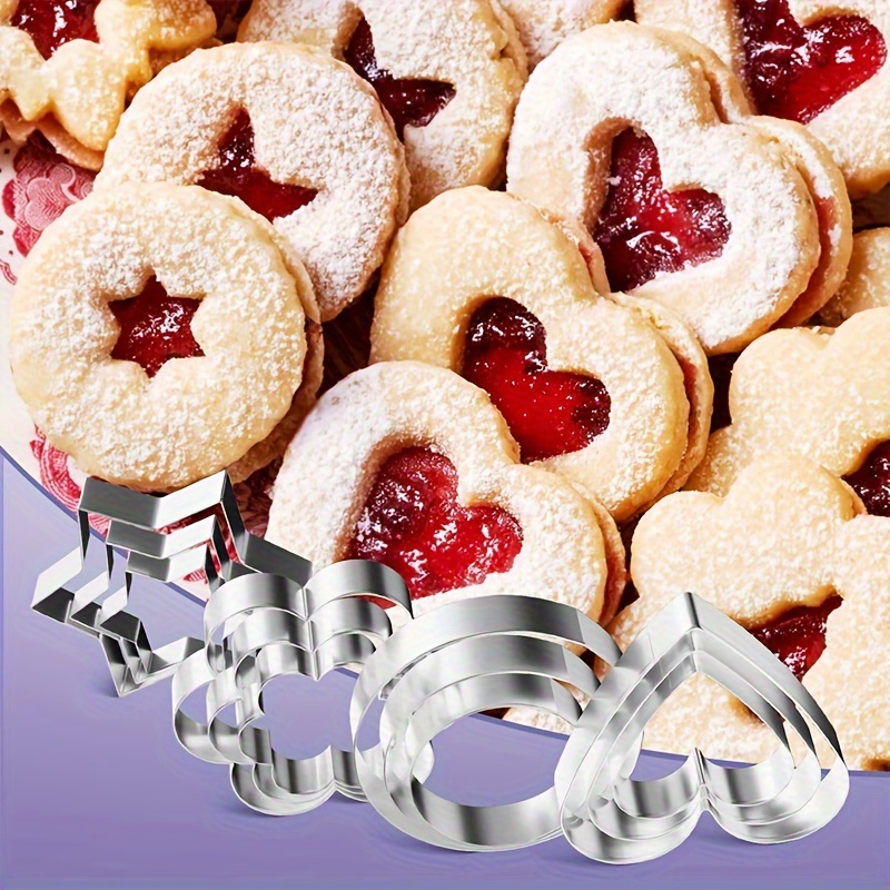 

12pcs Emporte-pièces en Acier Inoxydable, Ensemble d'Emporte-pièces pour , pour , Halloween Noël Saint-Valentin Coeur Étoile Rond Floral, Outils de Pâtisserie en Métal