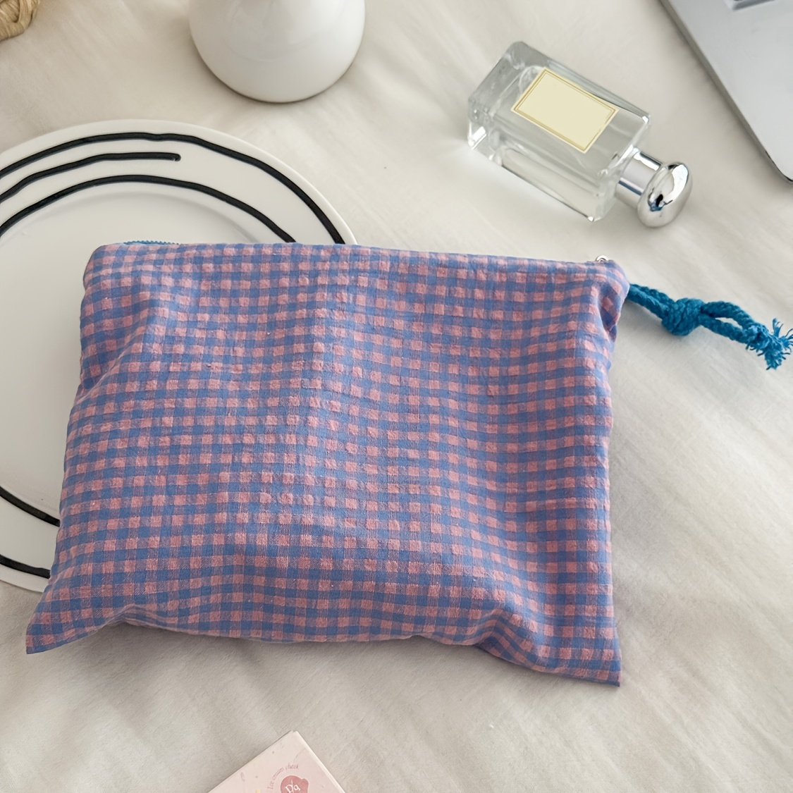Color- Storage Bag, Essential For Women's Travel, Retro Multi-functional Large Capacity Toiletry Bag For