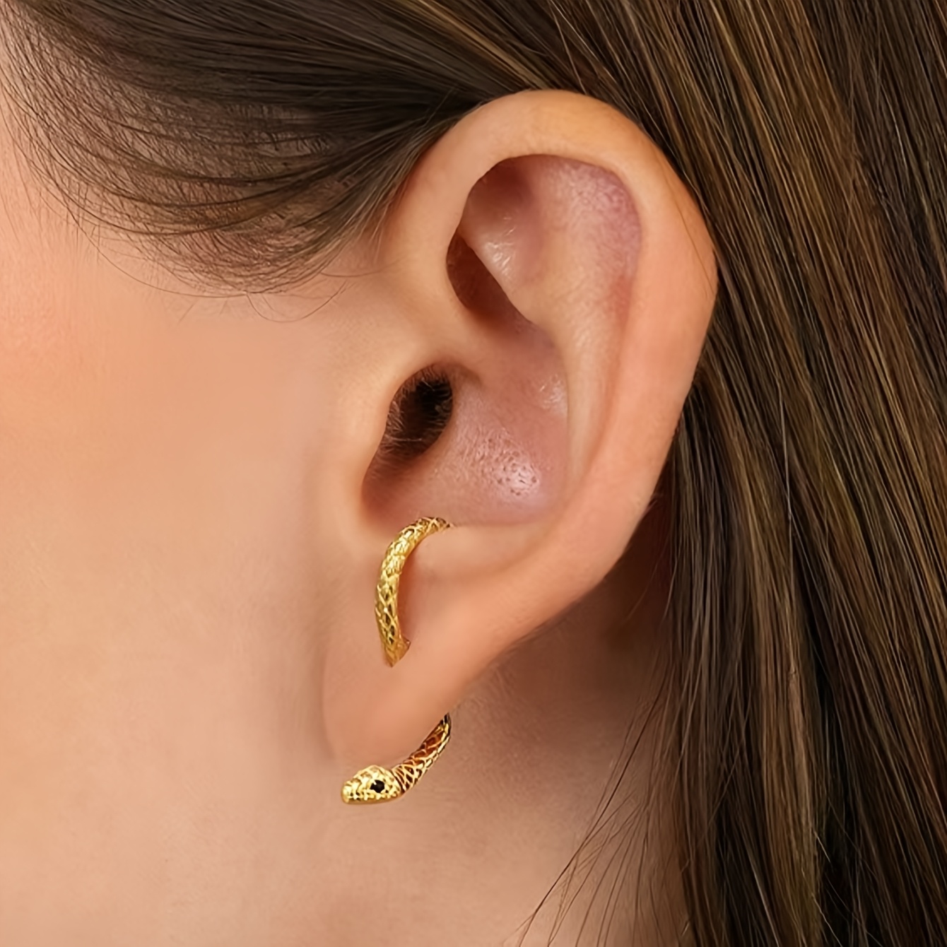 

Fashionable And Delicate Snake Earrings Are Light Luxury Trends, Personality Talents, And High-end Back-hanging Studs