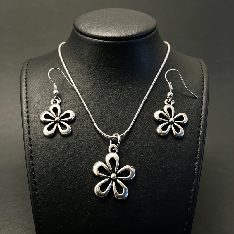 TEMU 3pcs Exquisite Set - Floral Pendant Necklace And Drop Earrings, Elegant Floral Jewelry, Suitable For Daily Wear, Parties, And Weddings, Perfect