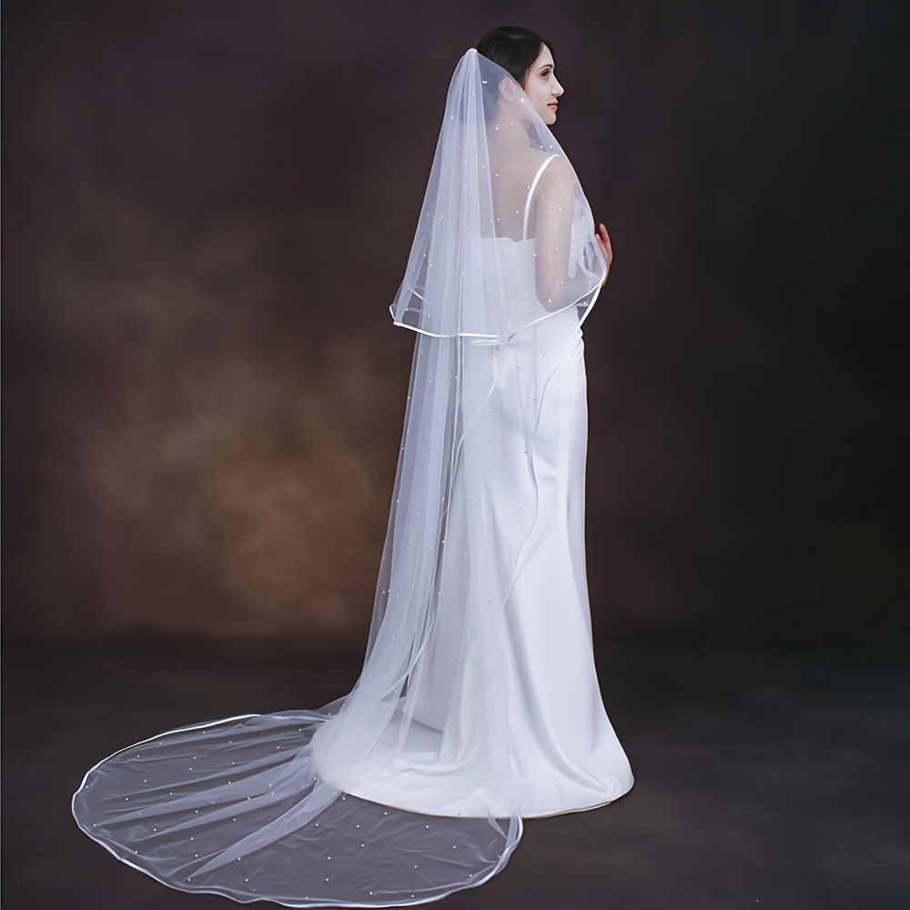 zamonaviy ikki qavatli marjon tikanli to'y voiligi, 2,5 metr uzunlikdagi cherkov lentasi, soch to'plami bilan bezatilgan to'y voiligi, 3