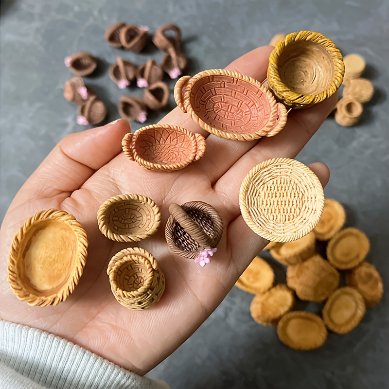 

Mixed Mini Simulation Bread Storage Baskets, Resin With A Bamboo Weave, Diy Decorating Keychains And Jewelry Making.