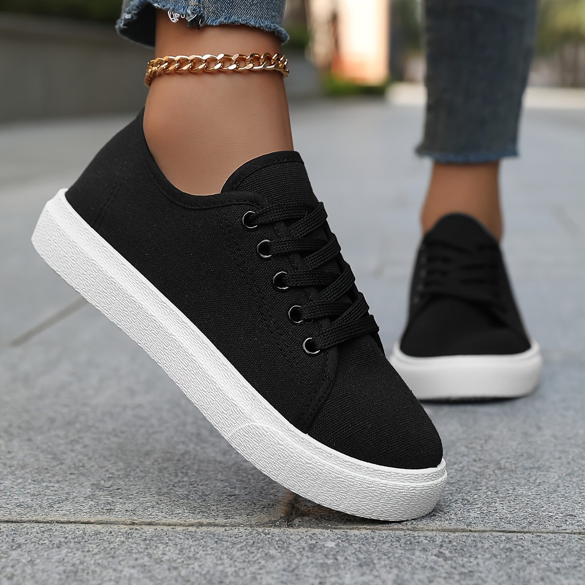 ladies casual sports shoes thick sole breathable black white