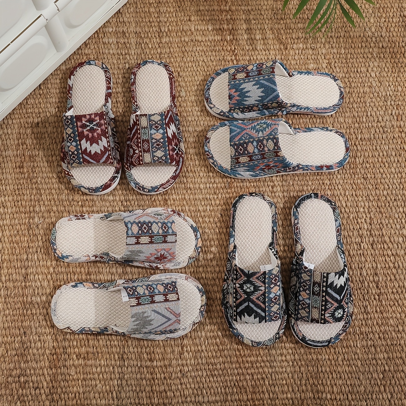 New Slippers for Women, Non-Slip, for Home and Indoor Use, Suitable for All Seasons, Couple's Style, Premium Feel, Quiet Soft Sole, Summer, Women Shoes