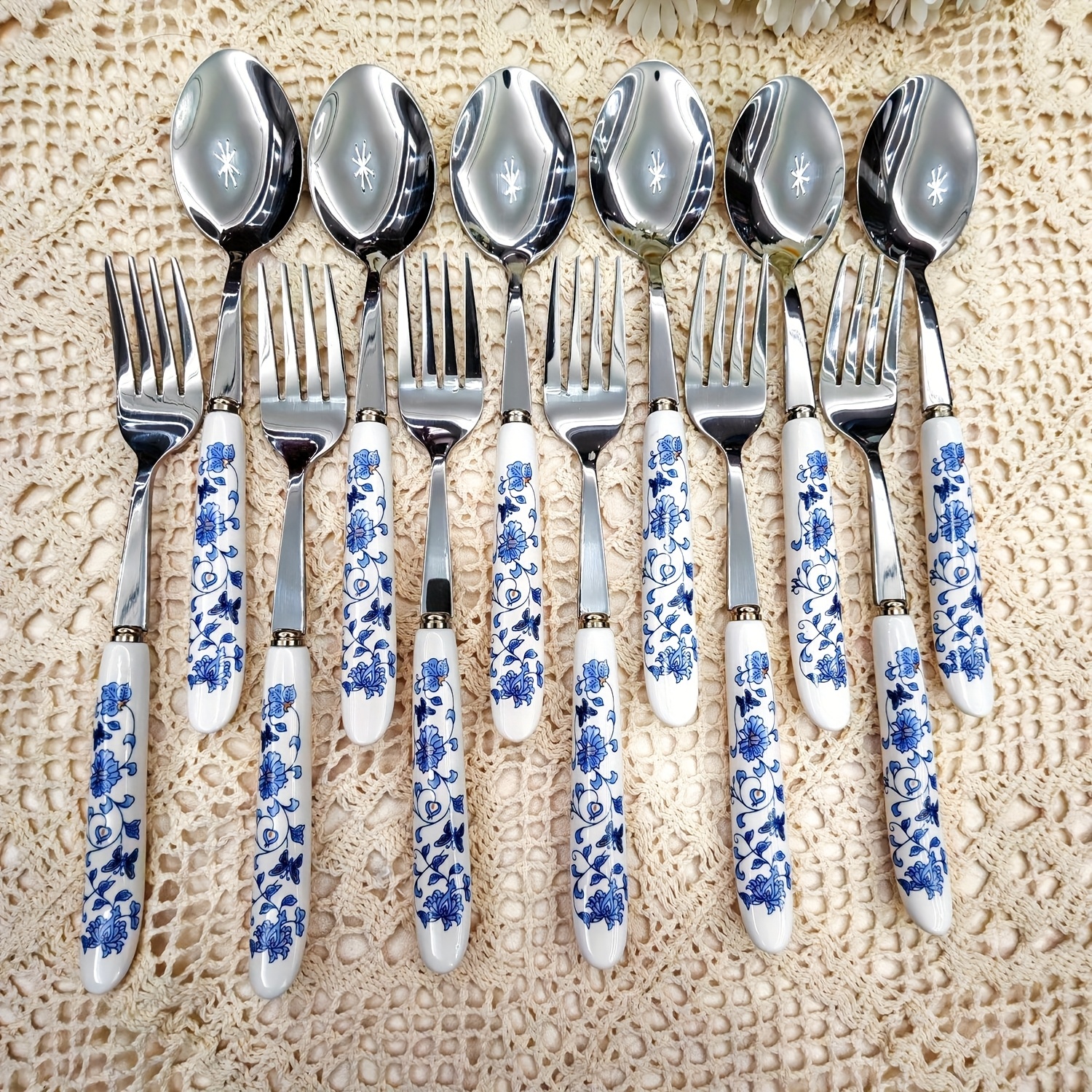 E-shop 2/12 Stück Blau-Weiße Porzellan-Griffe Edelstahl Besteck, Einzigartige und Elegante Gabeln und Löffel, Schönes Antikes Porzellan, Geeignet für