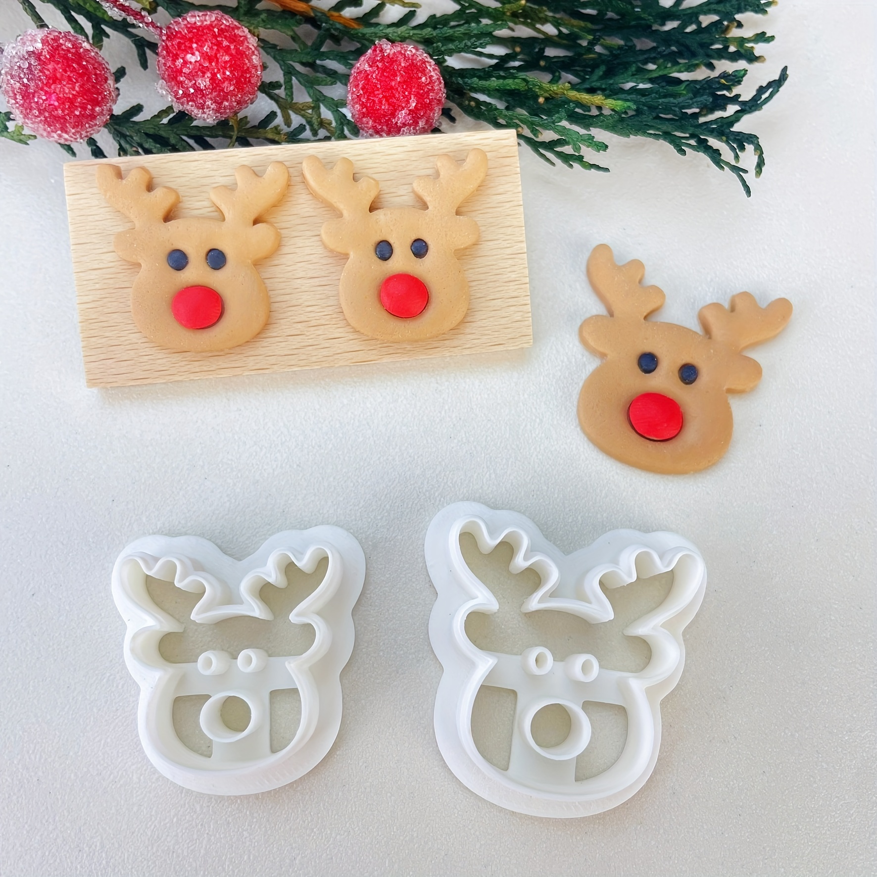 

1pc Christmas Polymer Cutters Earring Jewelry Making