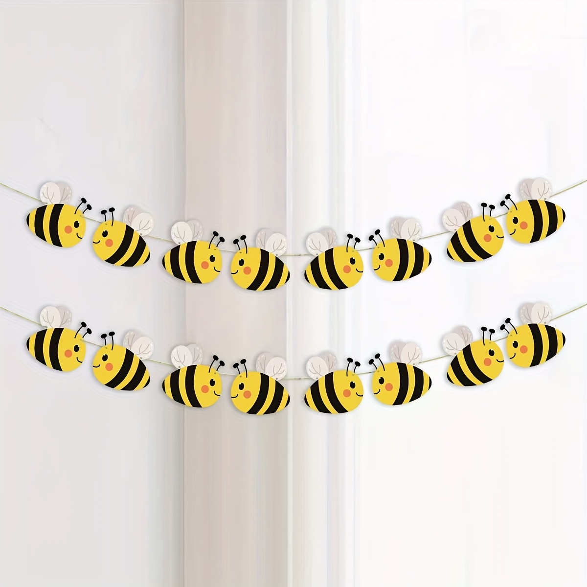 16pcs Bee-themed Birthday Party Decoration Set For Indoor And Outdoor Events