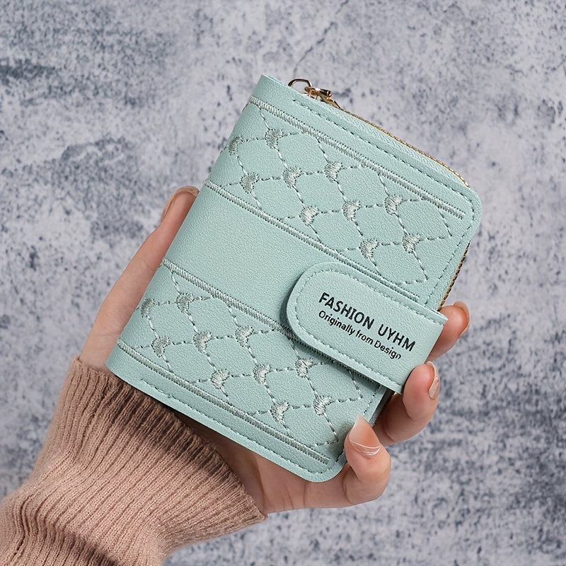 Image of 2024 New Zipper Foldable Short Wallet Embroidered Large Capacity Women's Handbag Card Holder