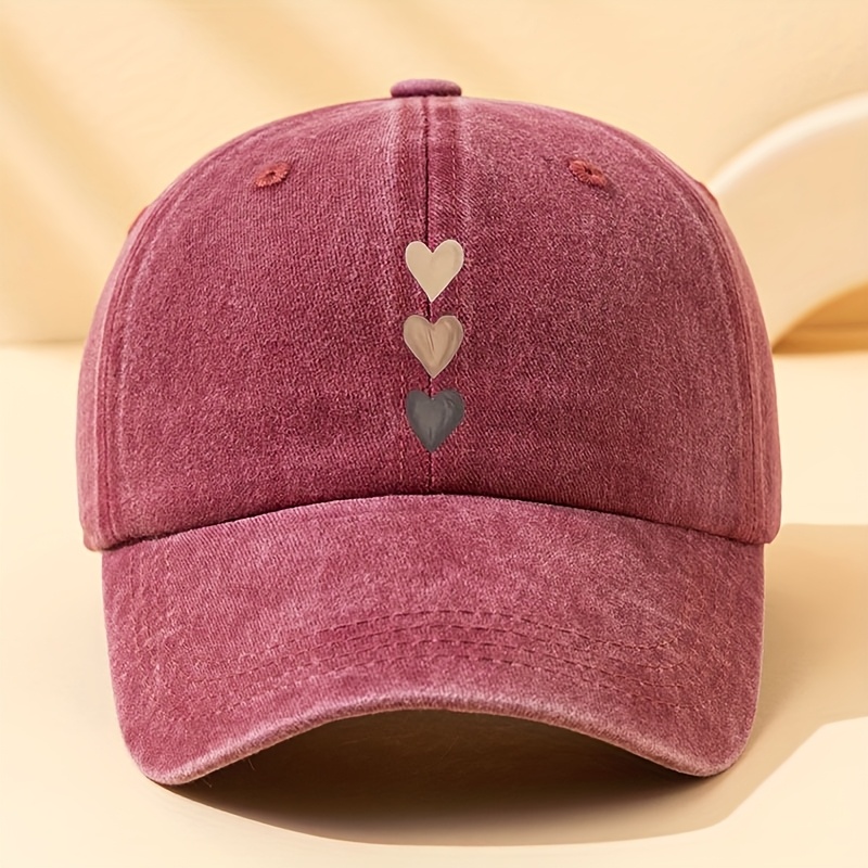 TEMU Casquette de baseball décontractée et polyvalente pour l'extérieur avec trois rayures verticales, un cœur et un imprimé , parfaite pour