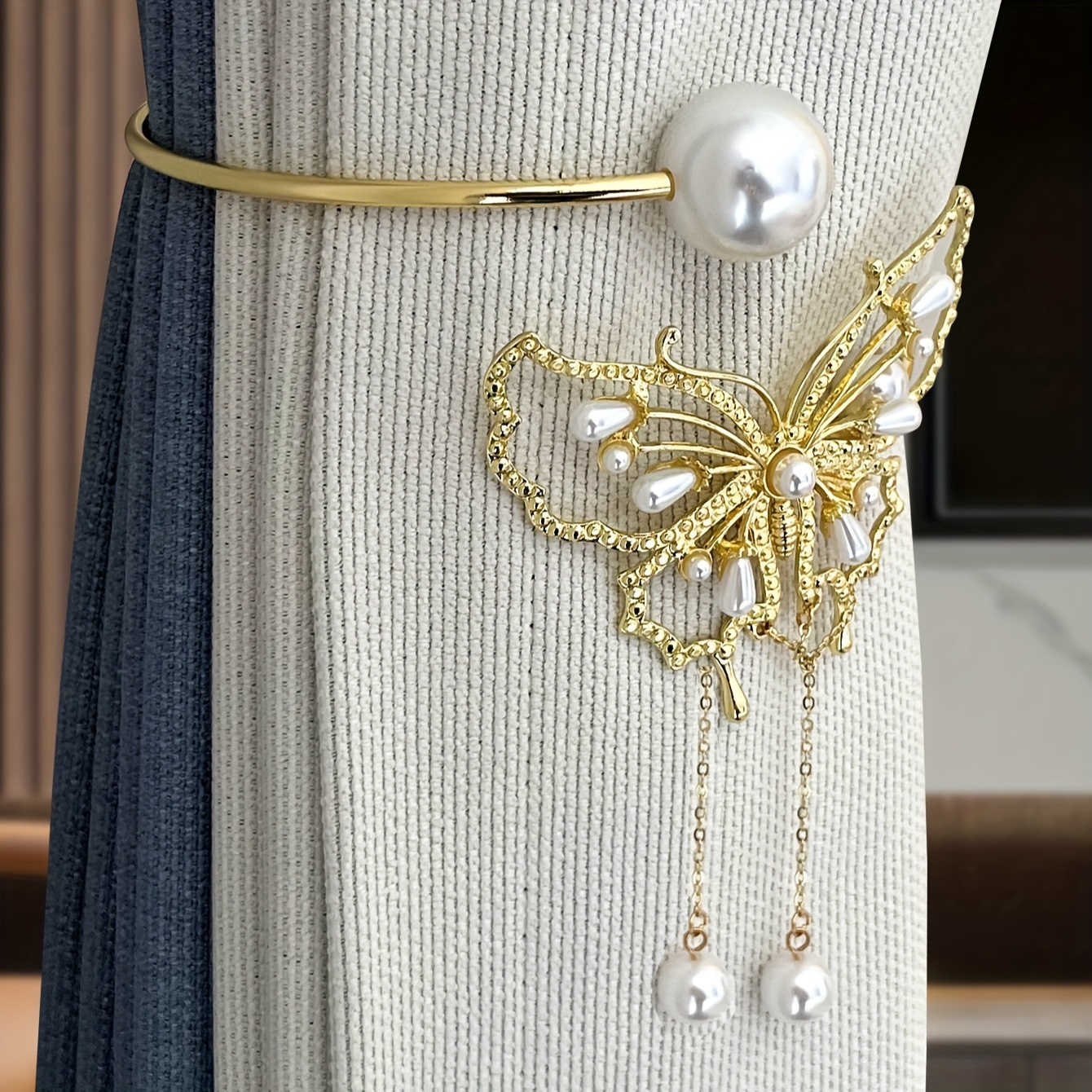 

1pc Glam Butterfly Curtain Tieback, Metal Pearl Curtain Buckle, No-drill Window Treatment Holdback, Curtain Accessory