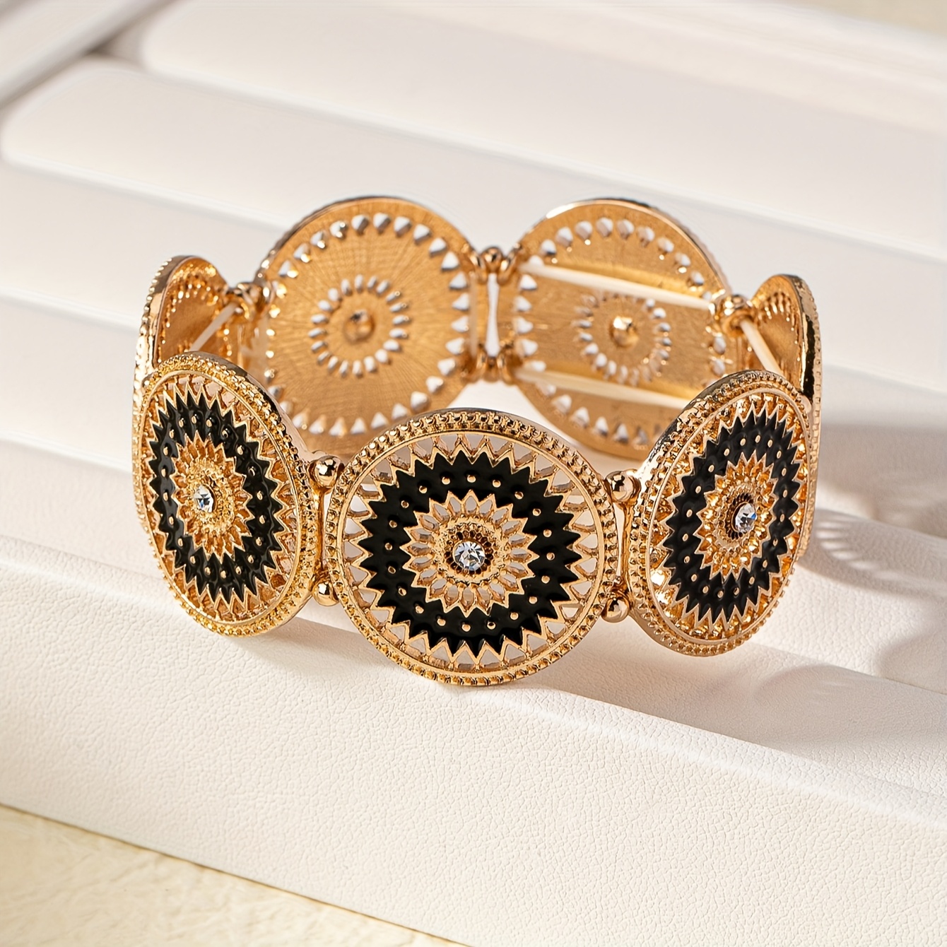 TEMU Un bracelet élastique élégant et stylé en alliage de avec des billes d'huile, parfait pour des femmes