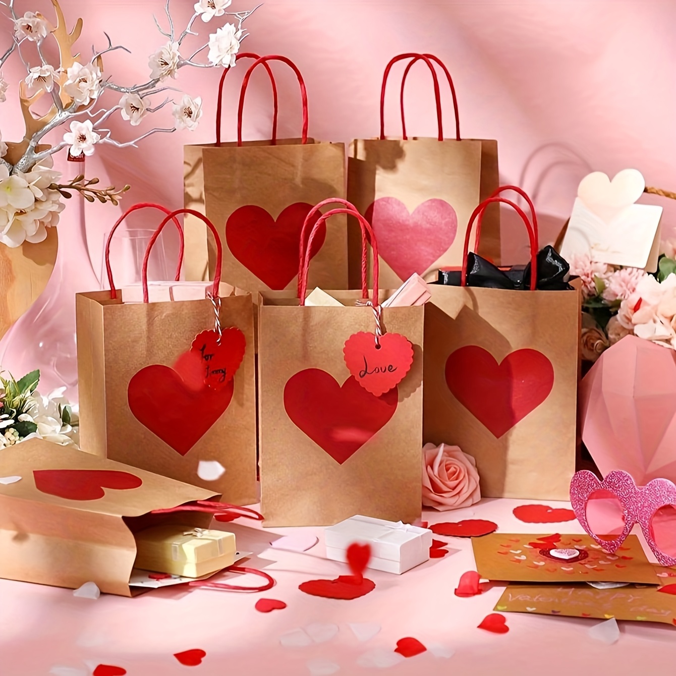 

9/18/30pcs/set, Valentine's Day Love Packaging Paper Bag Handbag Gift Packaging Bag Wedding Anniversary New Year Gift Party Gift Packaging Bag Heart Shaped Label Bag Without Love Card