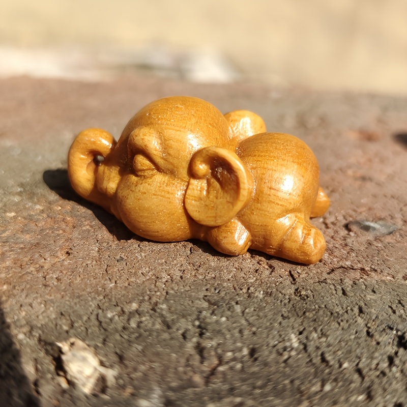 Image of 1pc Of Wooden Small Elephant, A Creative Wooden Carving Made Of Sandalwood, A Decorative Small Statue For Indoor Tabletop