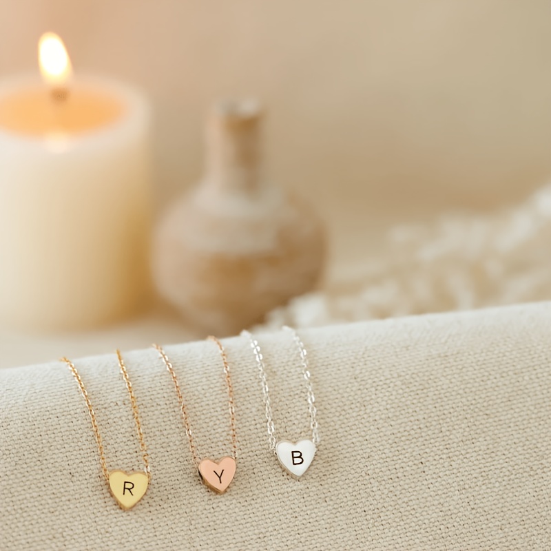 Women's Personalized Engraved Heart Pendant Necklace, Gift for Friends