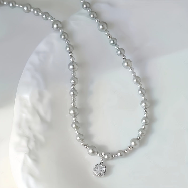 Women's Valentine's Day Bubblegum Square Candy Choker Necklace